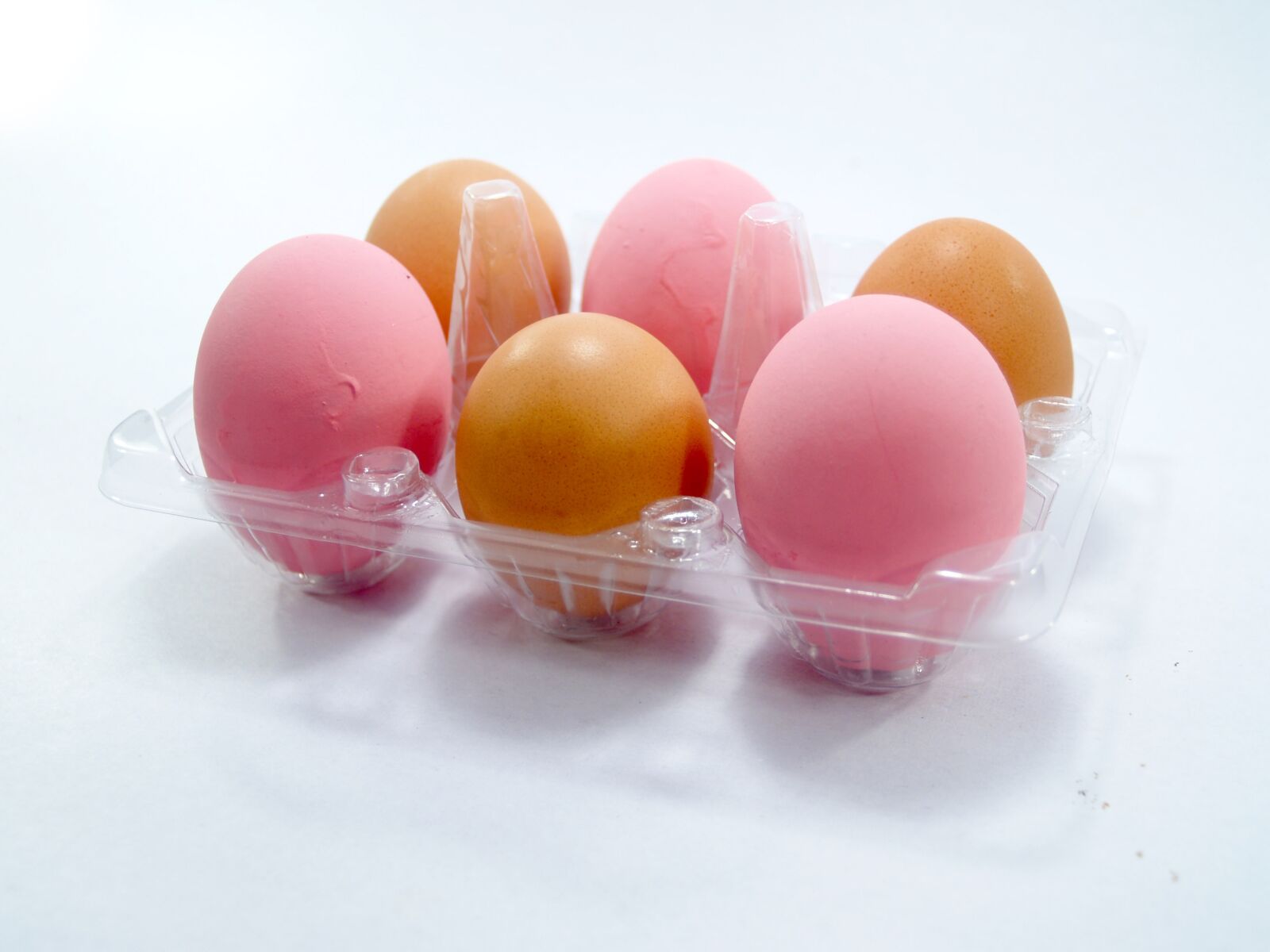 Olympus E-300 (EVOLT E-300) sample photo. Egg, pink, market photography