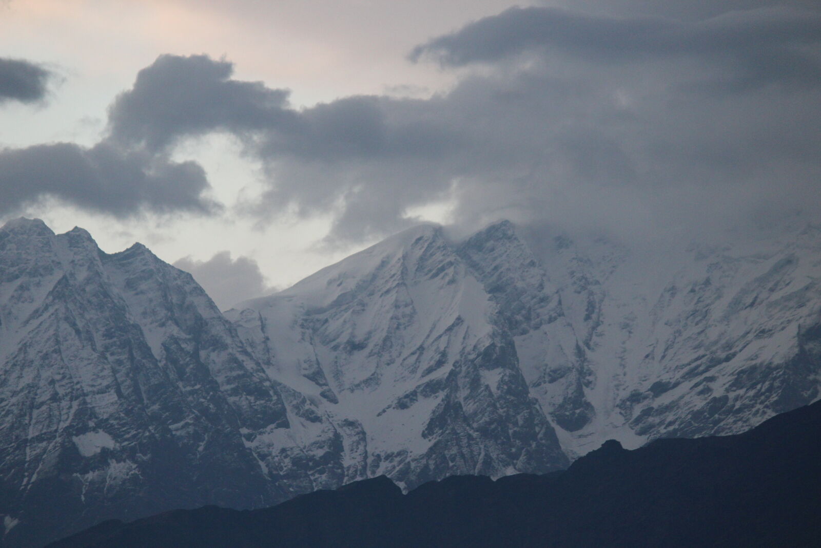 Canon EF-S 55-250mm F4-5.6 IS II sample photo. Clouds, himalayas, india, mountain photography