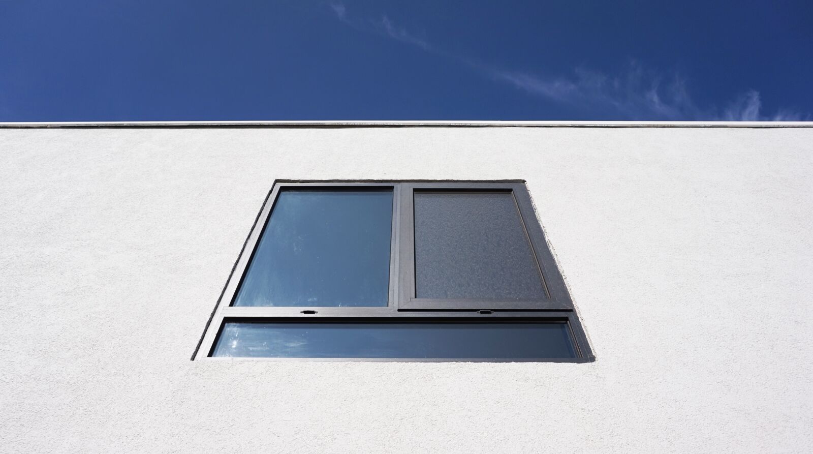 Sony Alpha a5000 (ILCE 5000) sample photo. Architecture, contrast, sky photography