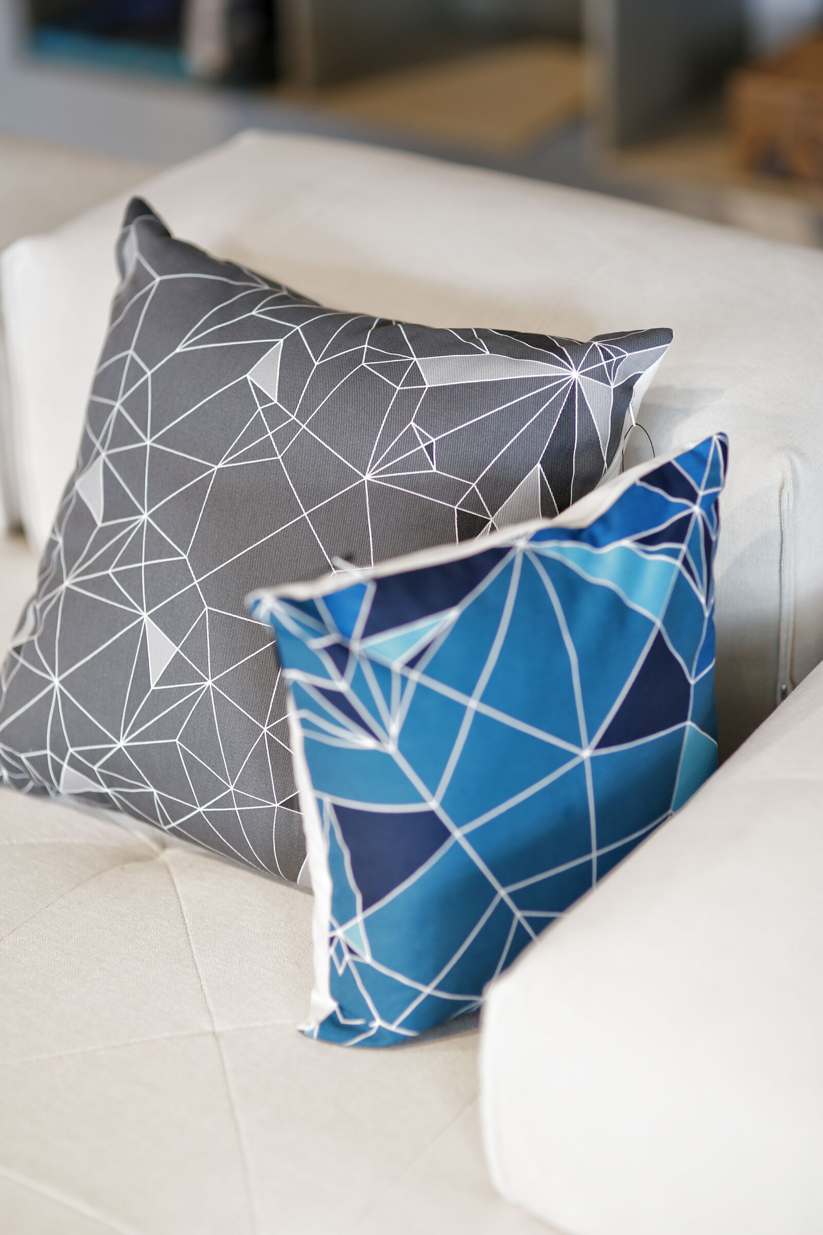 Canon EOS 6D sample photo. Geometric, pillows, nendo photography