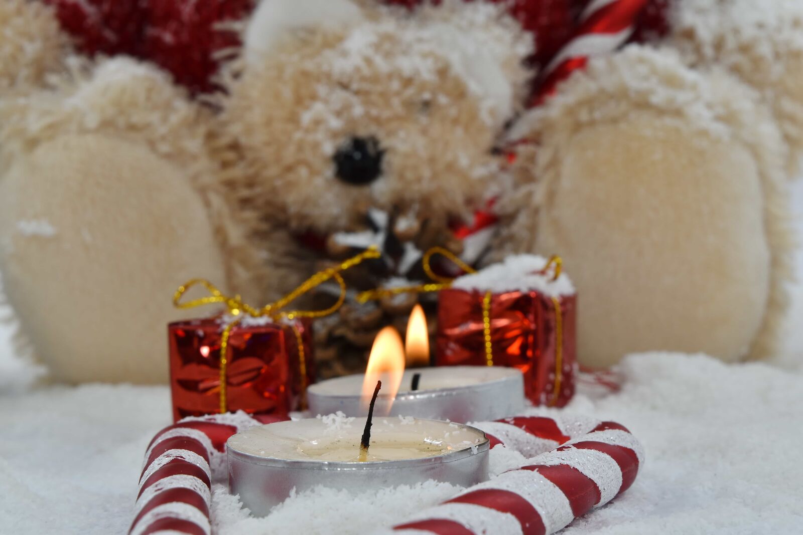 Nikon D5500 sample photo. Candles, christmas, gifts, orthodox photography