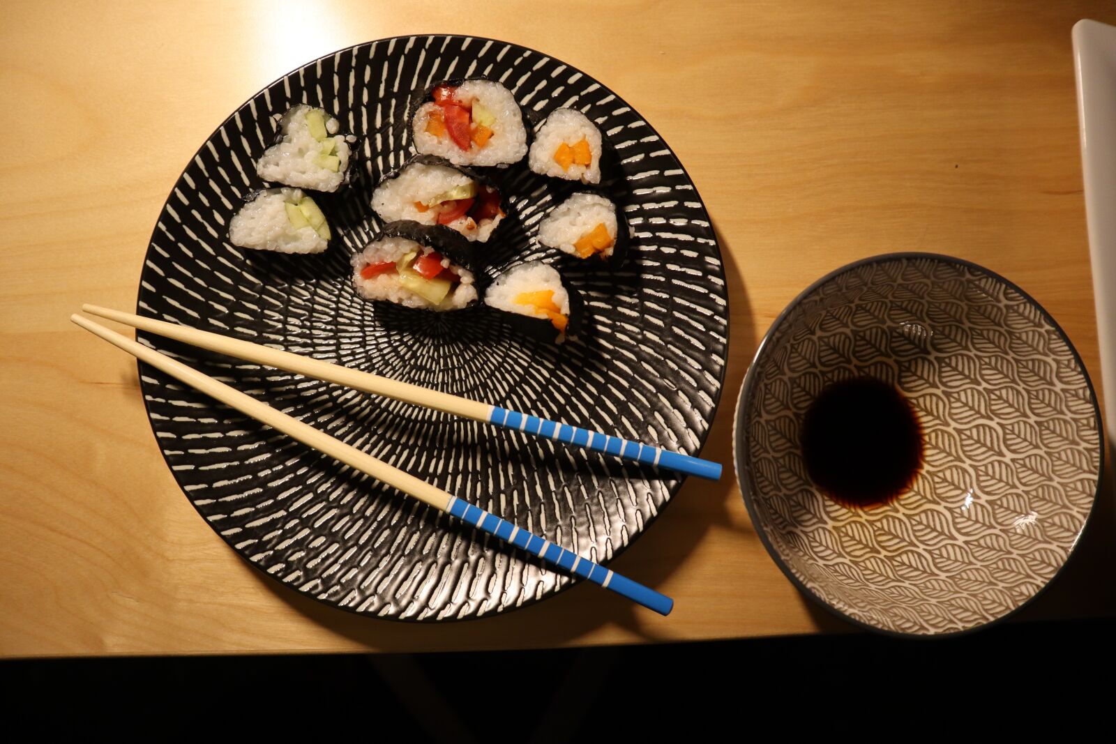 Canon EOS M50 (EOS Kiss M) sample photo. Sushi, rice, japanese photography