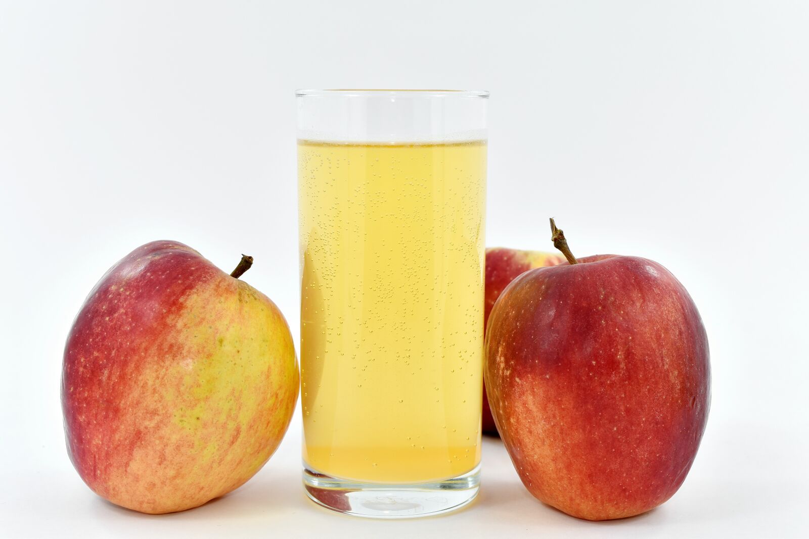 Nikon D5500 sample photo. Apple, cider, fresh, fruit photography