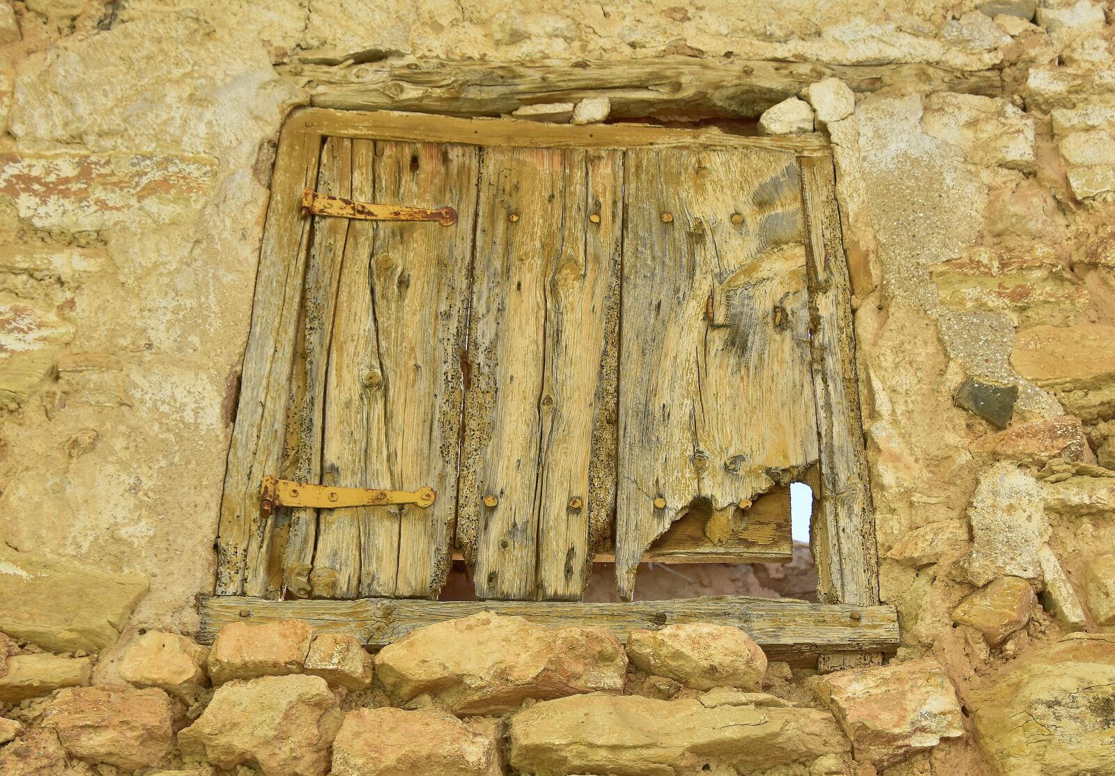 Nikon D7200 sample photo. Window, house, architecture photography