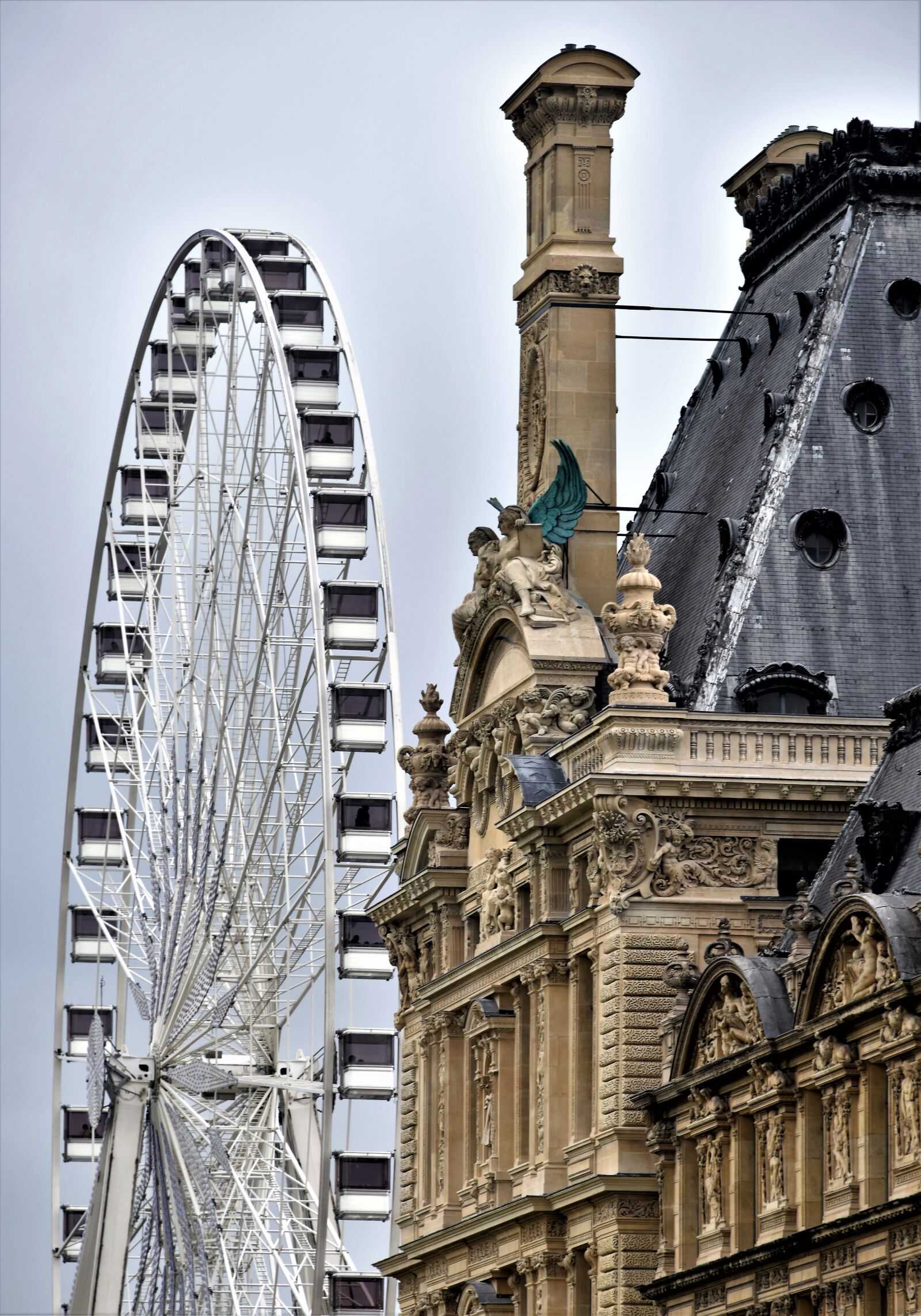 Nikon D810 sample photo. Paris, louvre, wheel photography