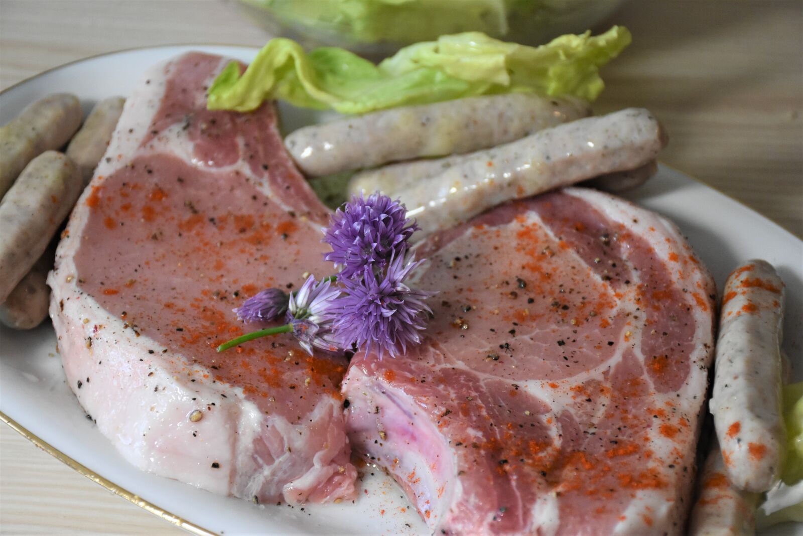 Nikon D7200 sample photo. Sideburn, bratwurst, plate photography