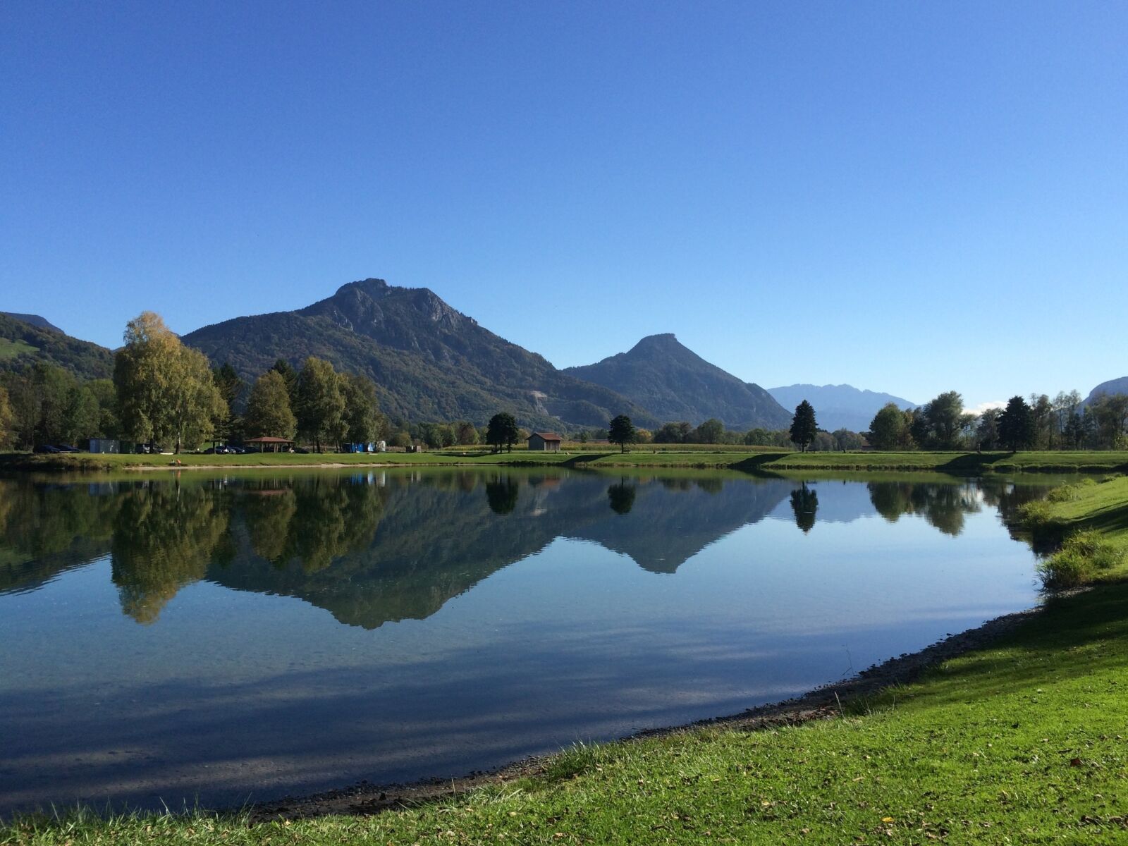 Apple iPhone 5s sample photo. Water, mountains, shadow photography