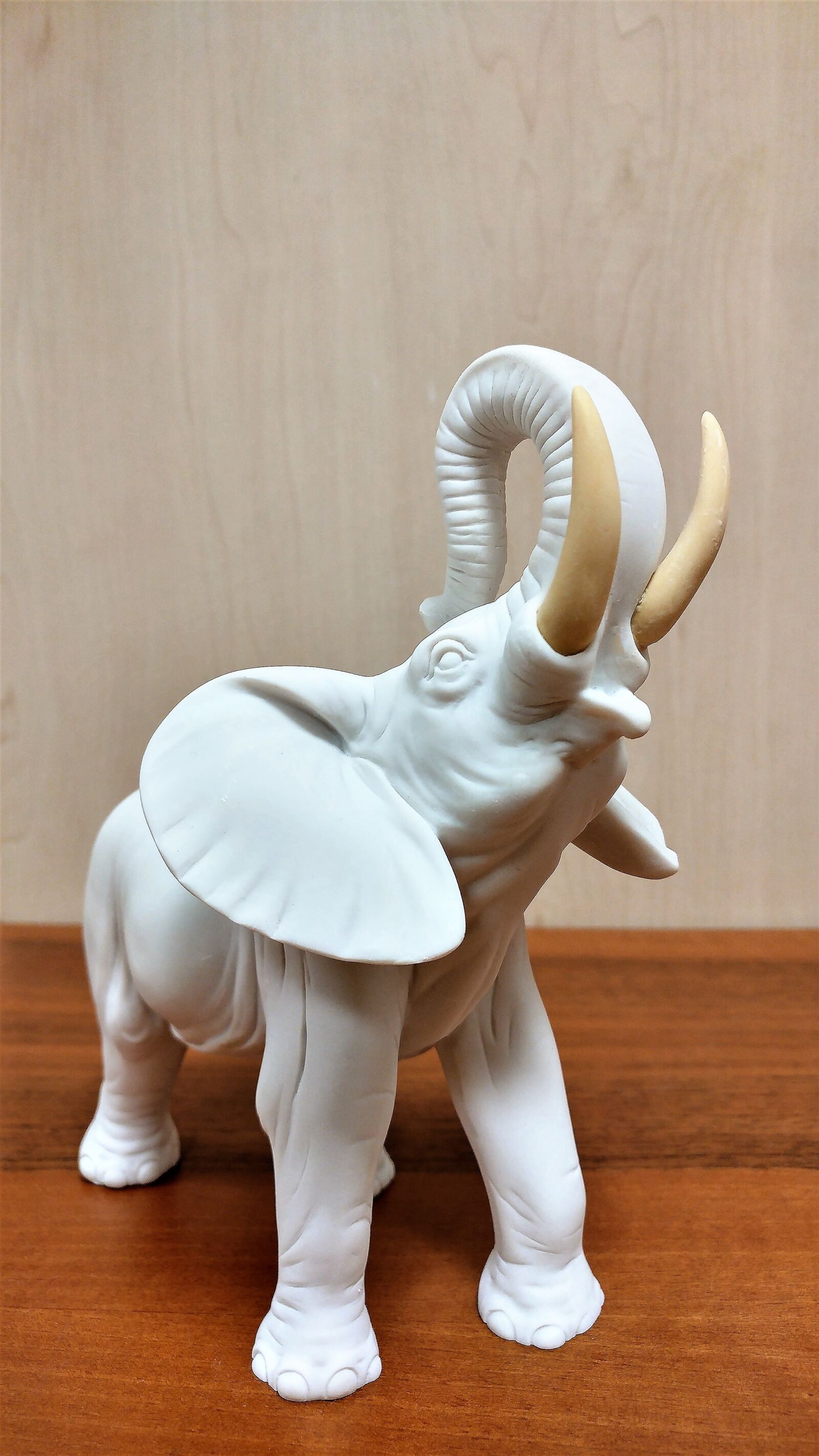 LG G5 sample photo. Elephant, marble, carrara photography