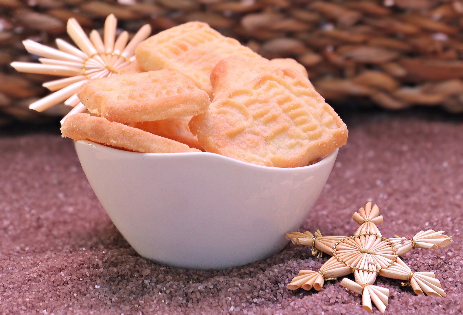 Canon EOS 550D (EOS Rebel T2i / EOS Kiss X4) sample photo. Speculaas, pastries, christmas cookies photography