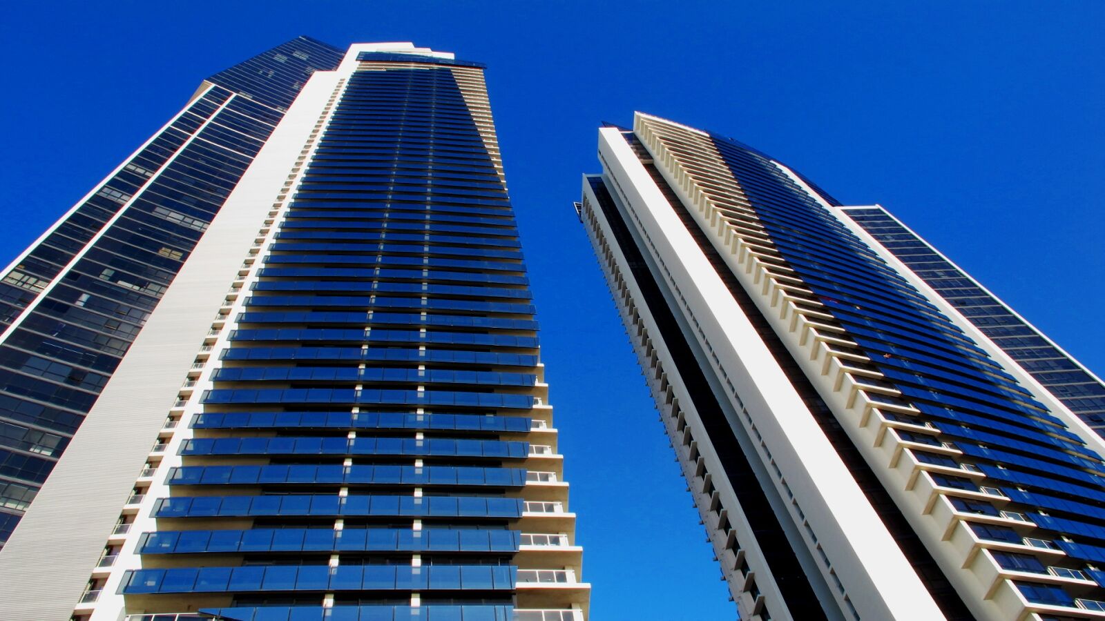 Canon PowerShot G12 sample photo. Tower, blue, city photography