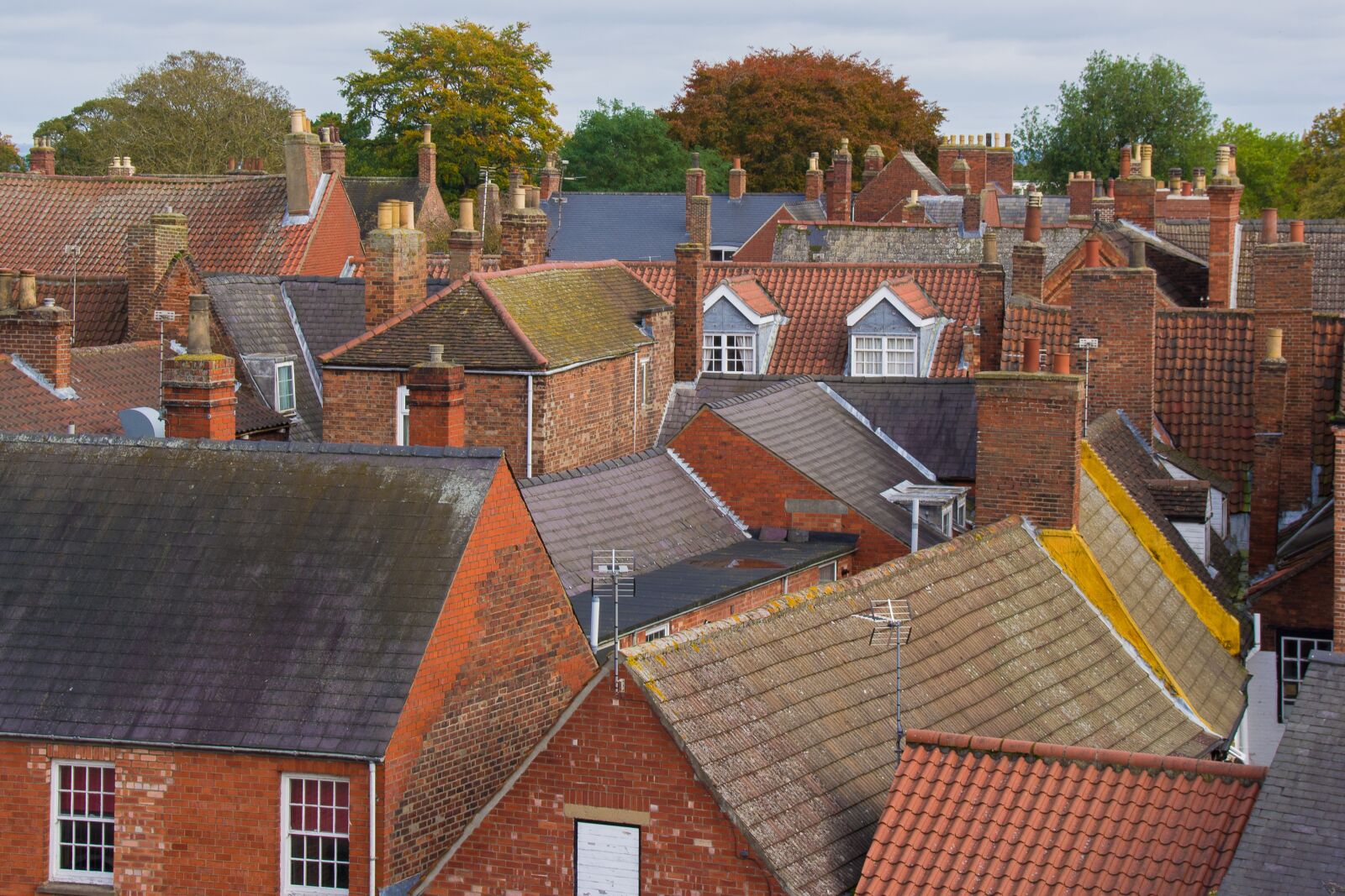 Pentax K-70 sample photo. Houses, city, brick photography