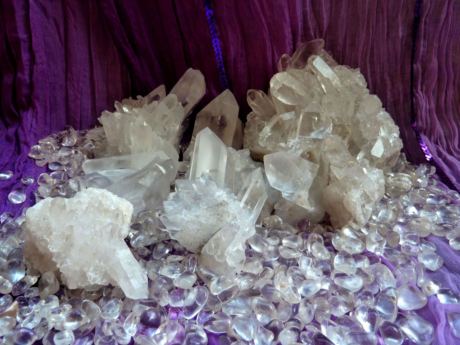 Panasonic Lumix DMC-ZS7 (Lumix DMC-TZ10) sample photo. Rock crystal, clear to photography