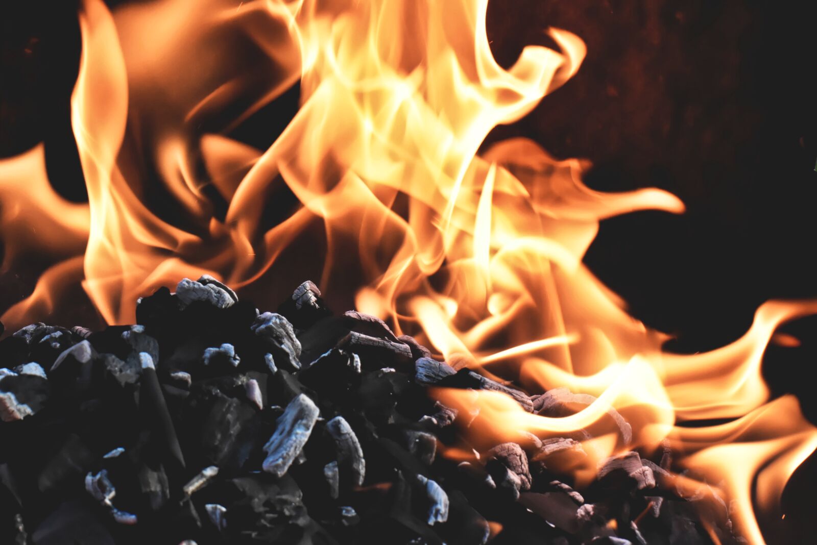Nikon D7200 sample photo. Fire, flame, carbon photography