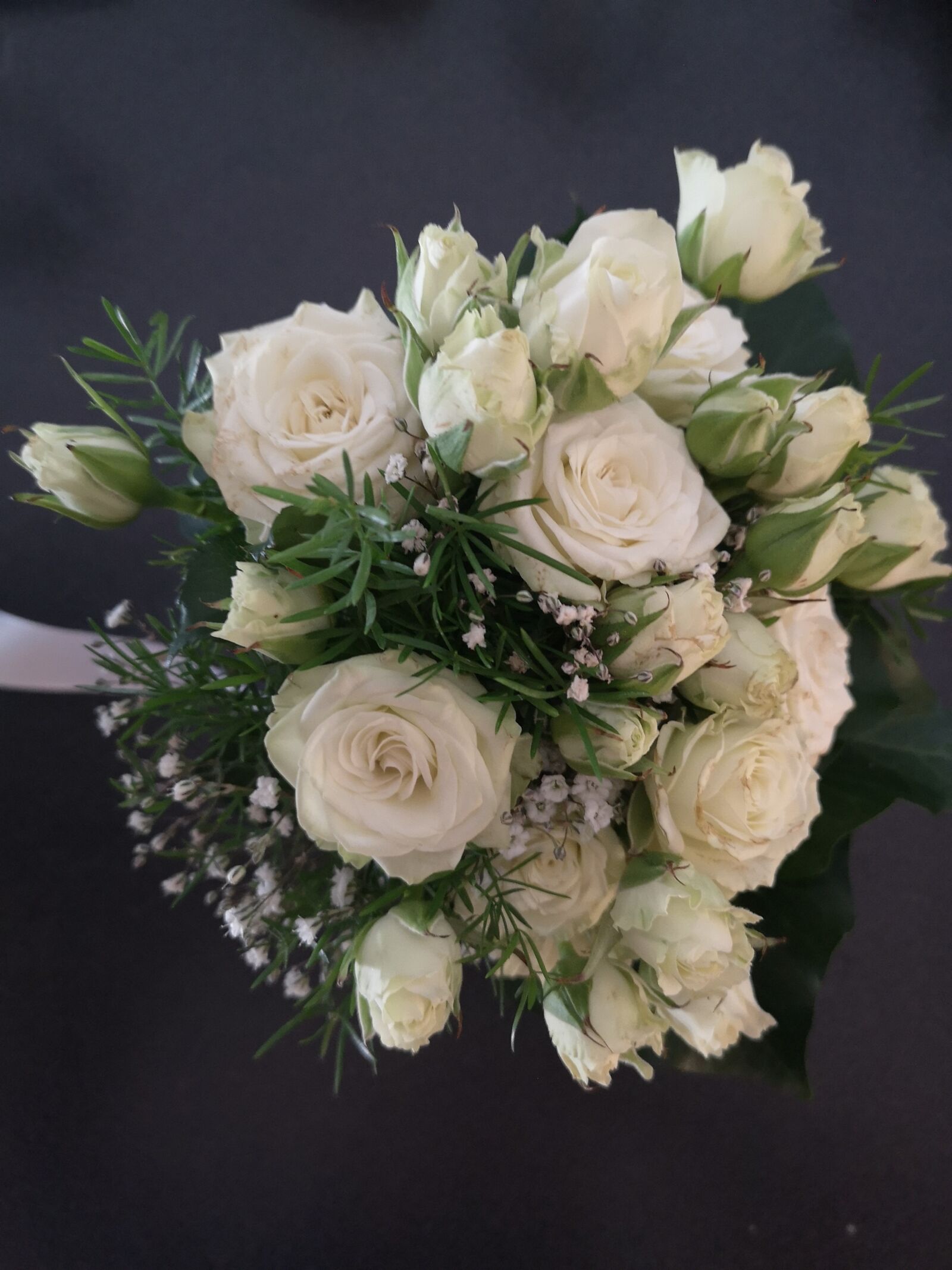 HUAWEI CLT-L29 sample photo. White roses, wedding bouquet photography