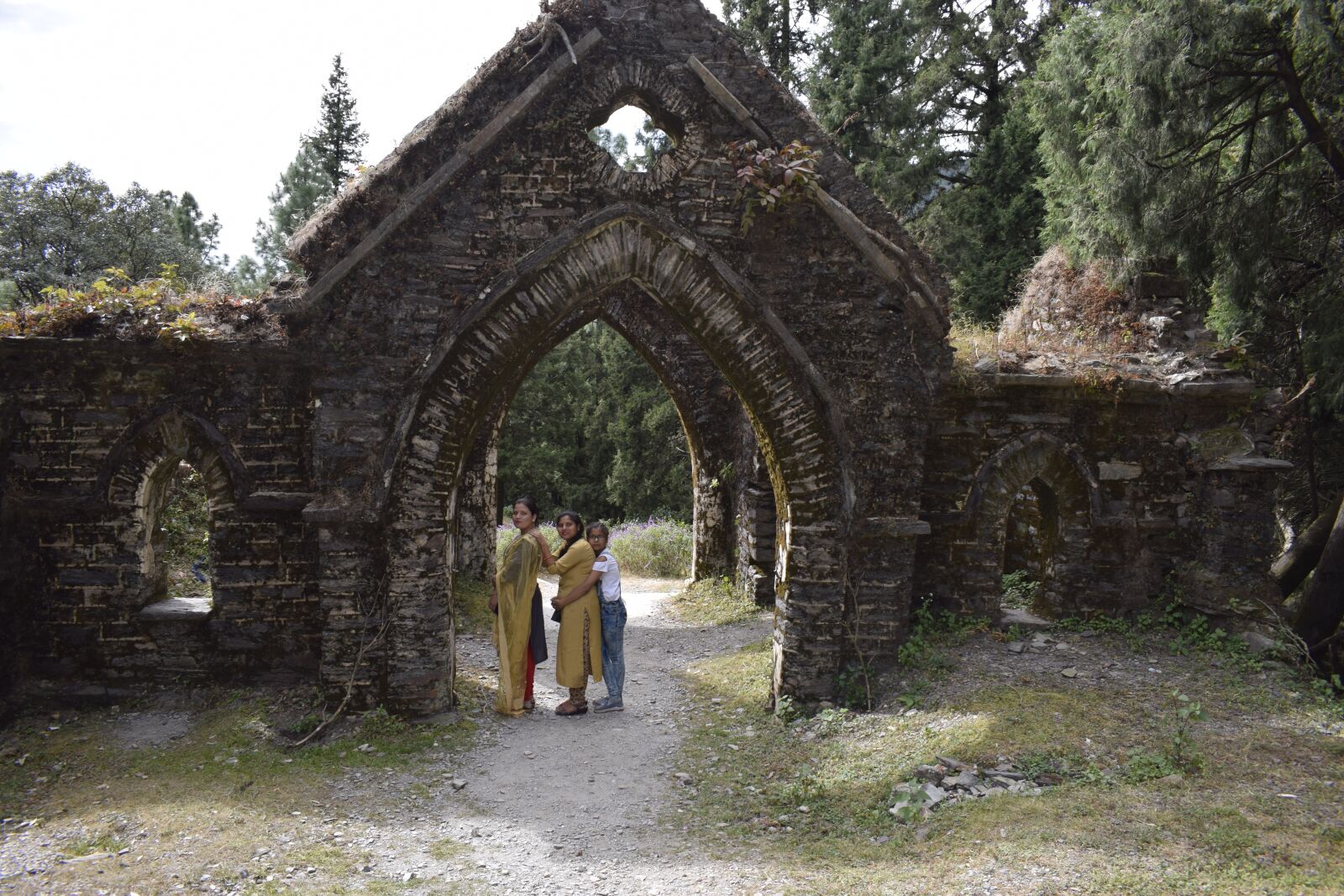 Nikon D5300 sample photo. Graveyard, womens front of photography