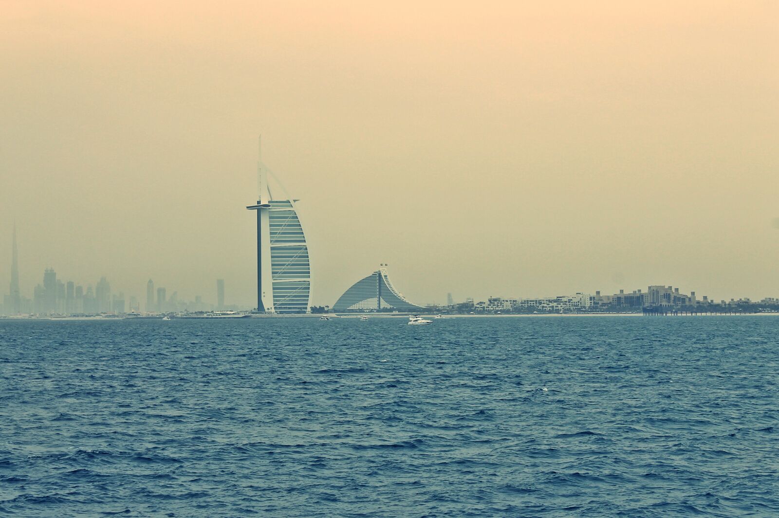 Canon EOS 1100D (EOS Rebel T3 / EOS Kiss X50) sample photo. Burj al arab, dubai photography