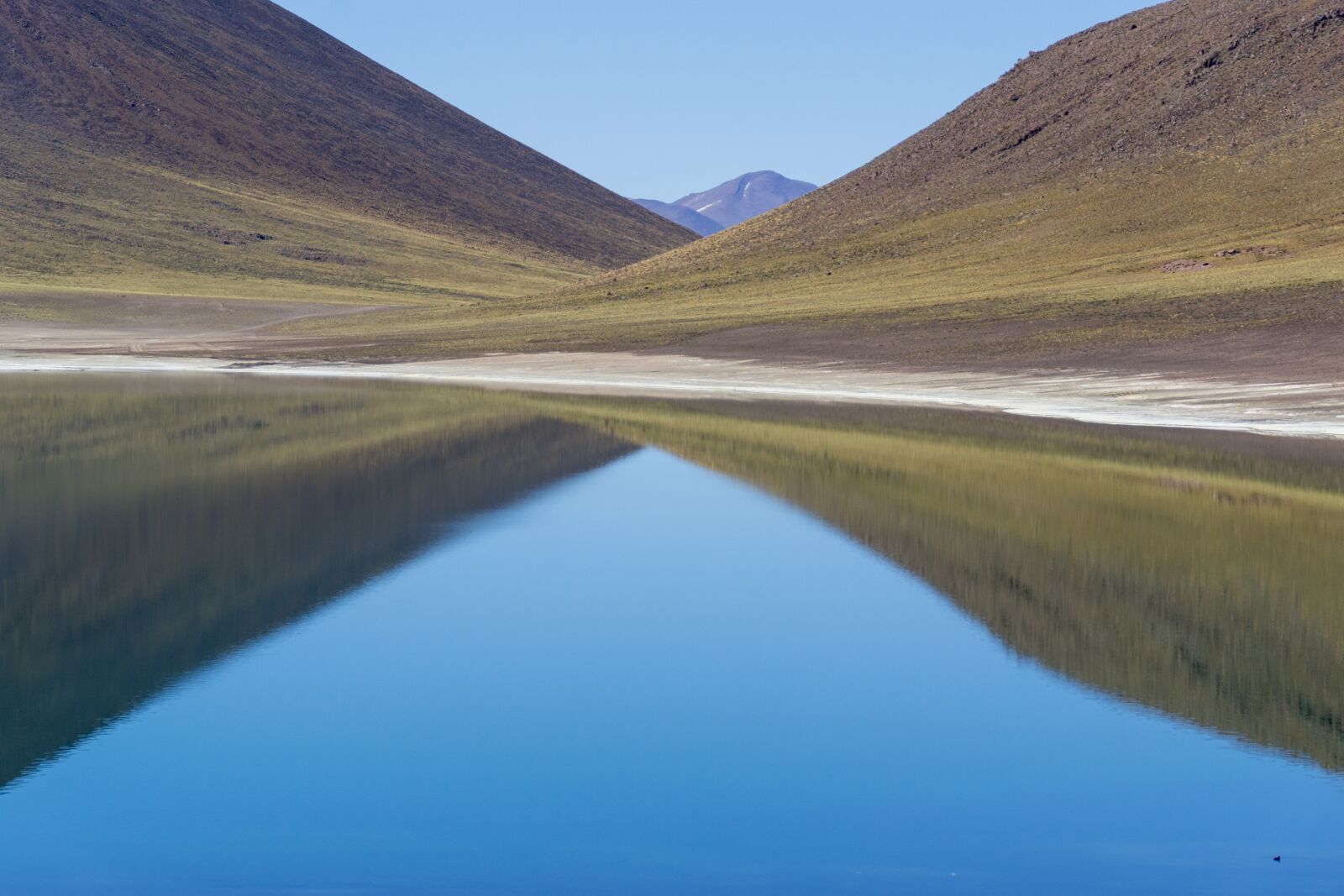 Nikon D3100 sample photo. Mountain, lake, valley photography