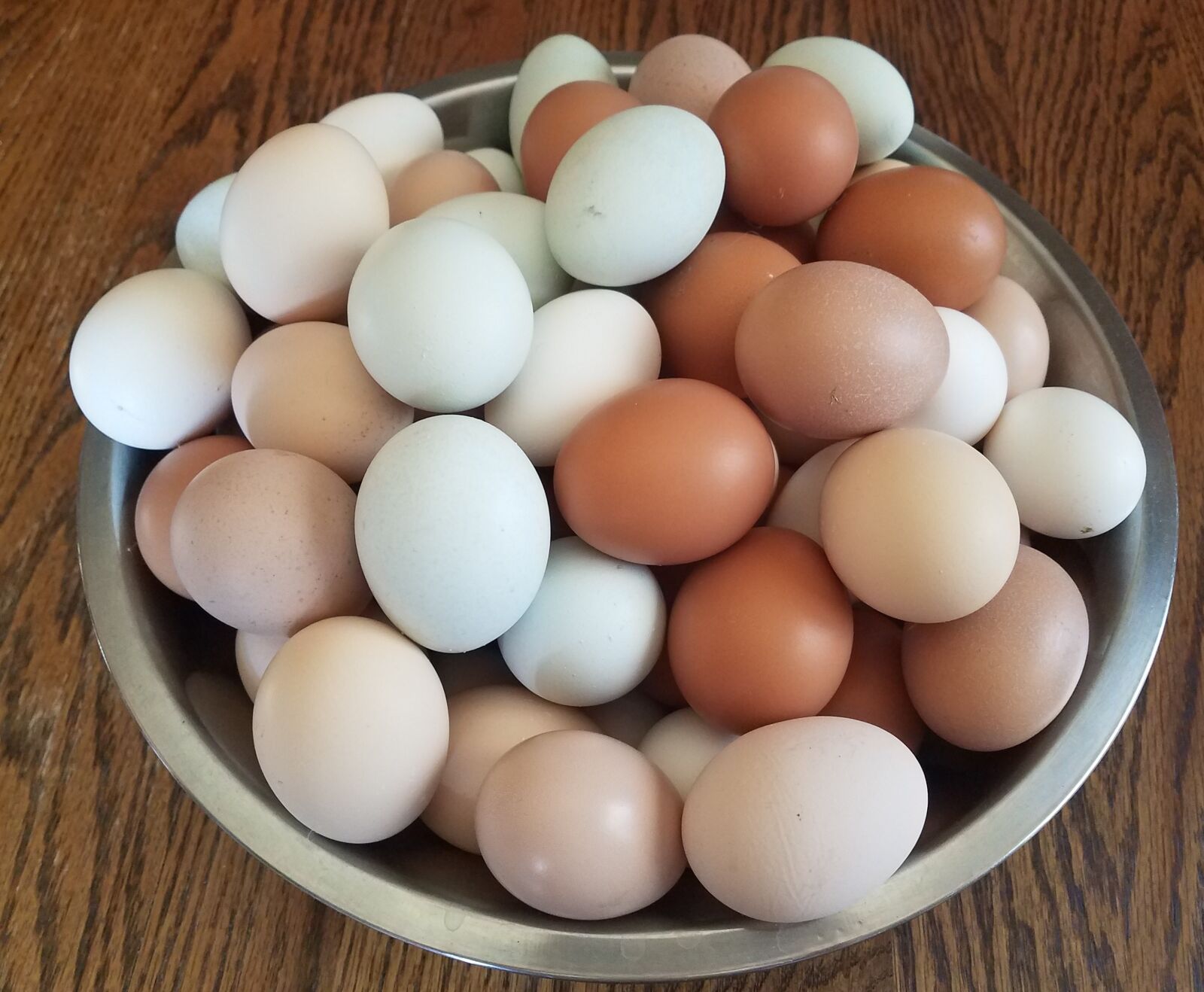 Samsung Galaxy S7 Edge sample photo. Eggs, farm, easter photography