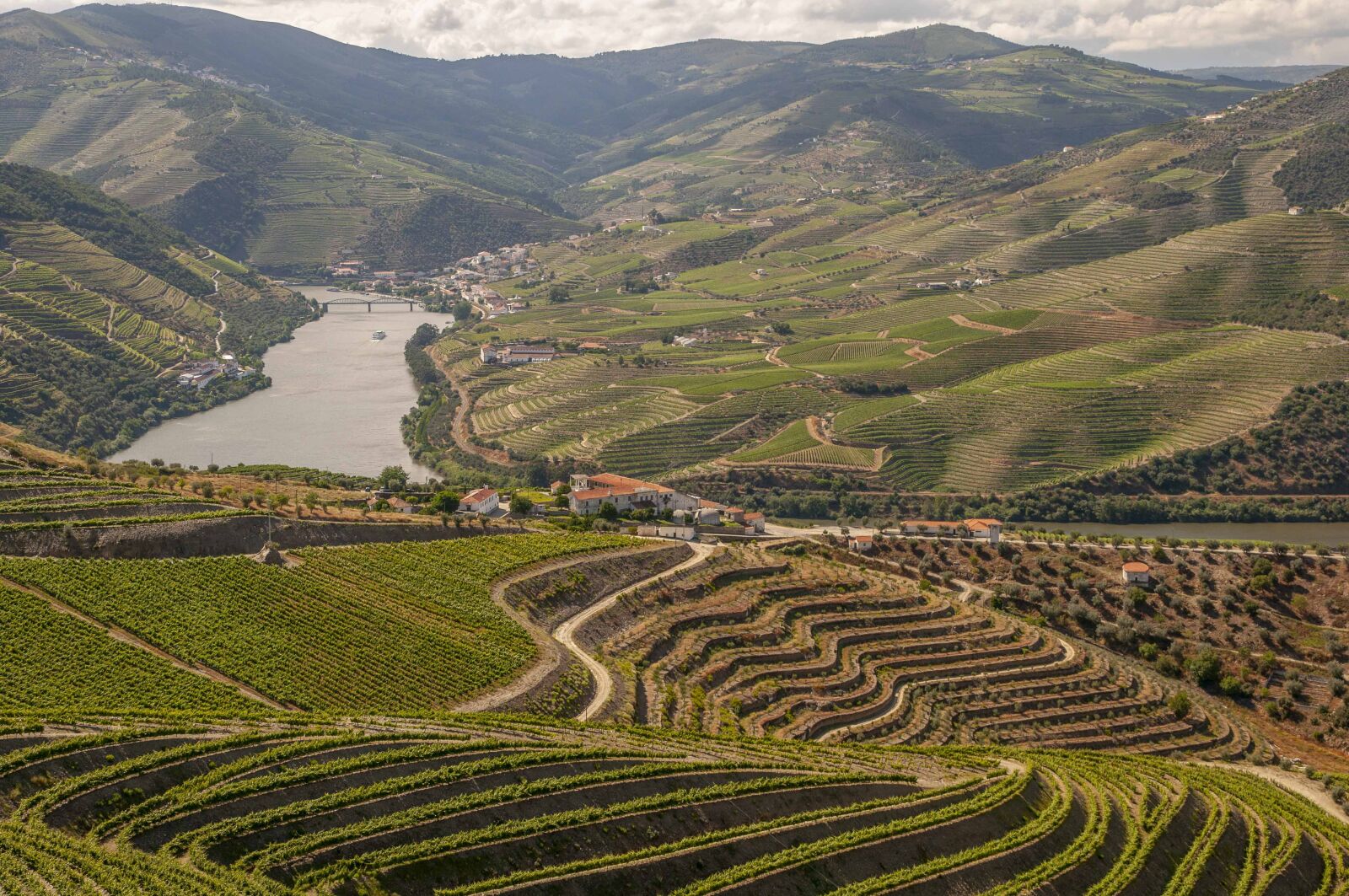 Nikon D90 sample photo. Douro, portugal, tourist photography