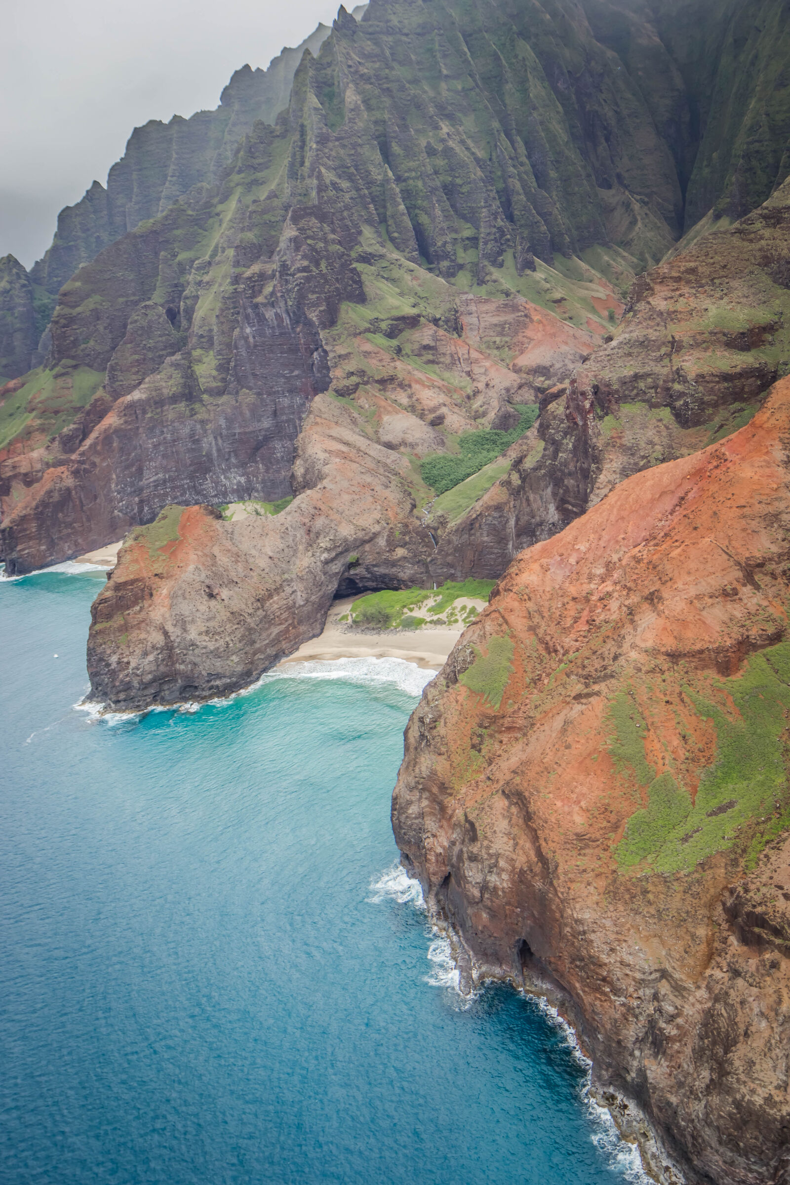 Canon EOS 60D sample photo. Cliff, coast, hawaii, kauai photography