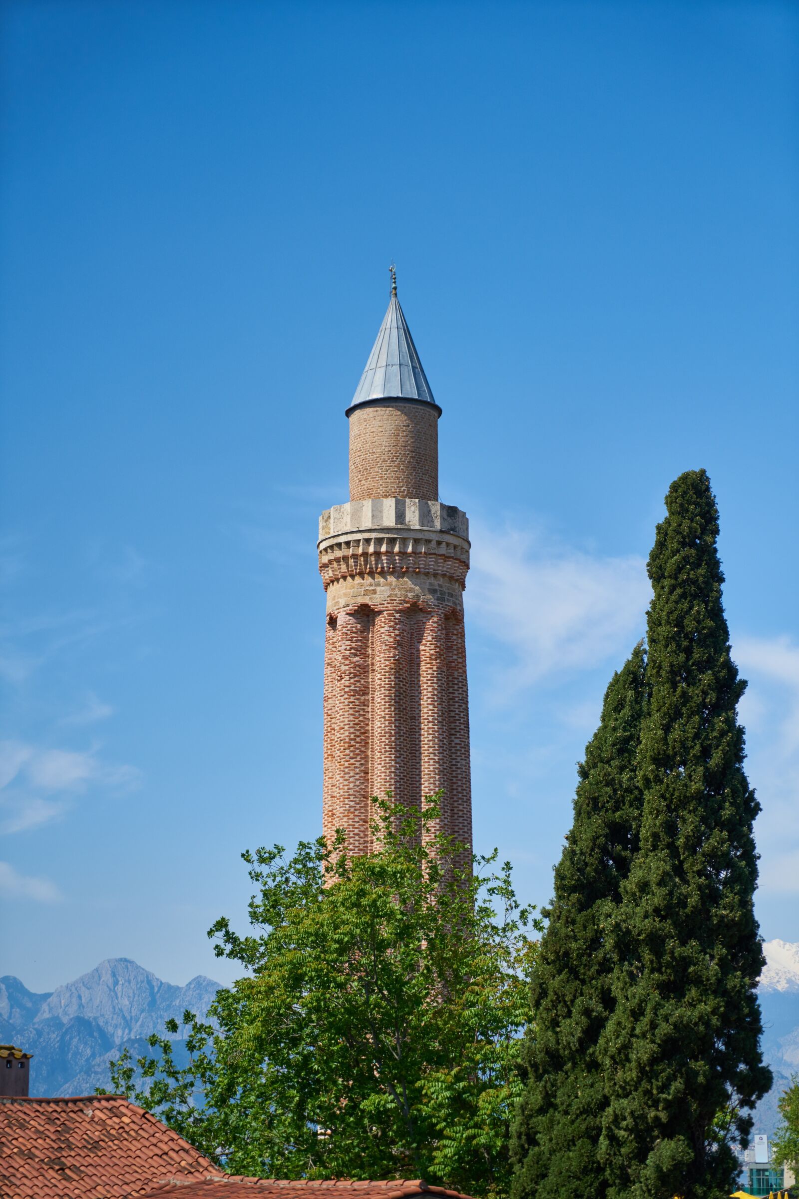 Sony a7R II sample photo. Minaret, cami, architecture photography
