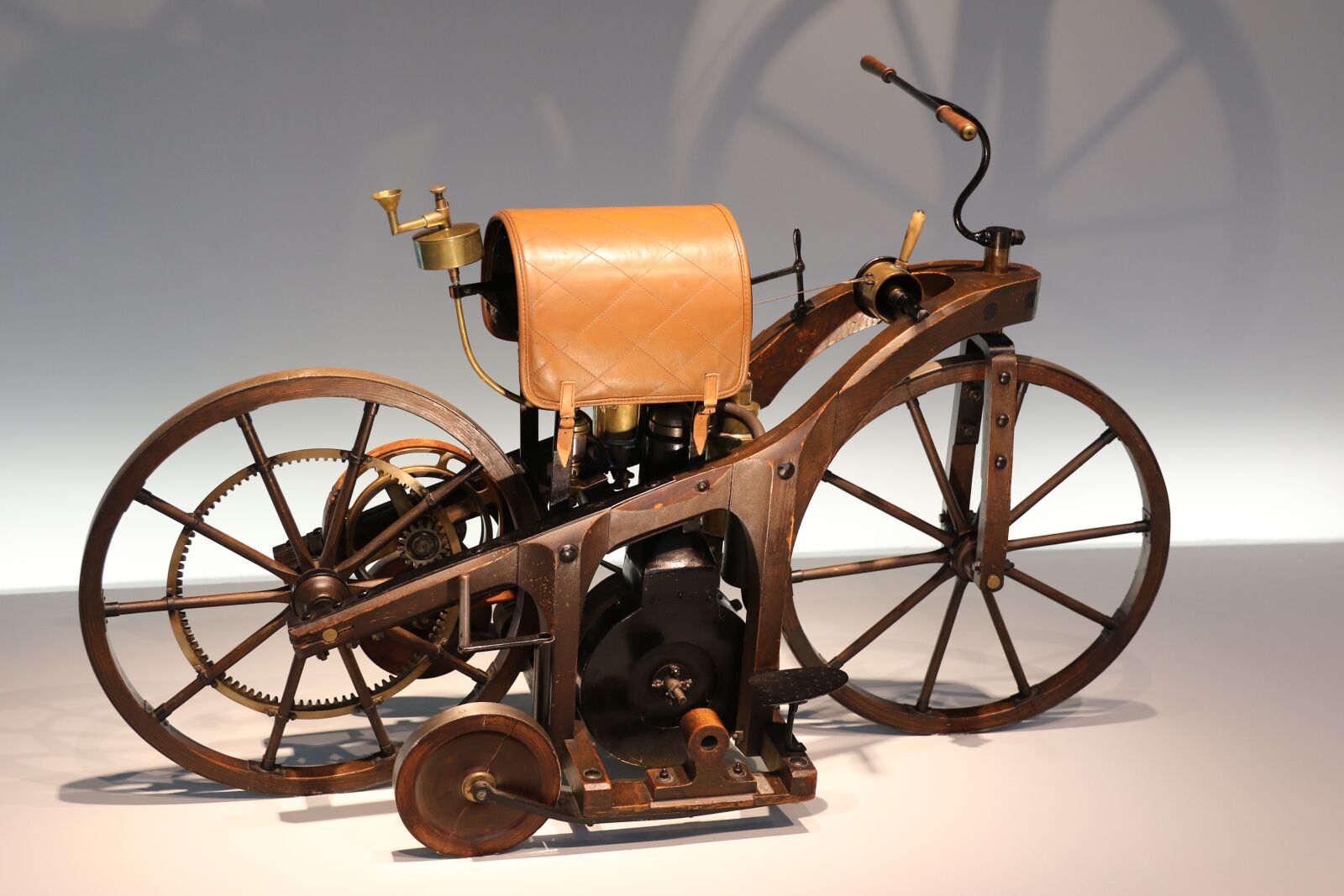 Canon EOS 7D Mark II sample photo. Mercedes-benz museum, stuttgart, oldtimer photography