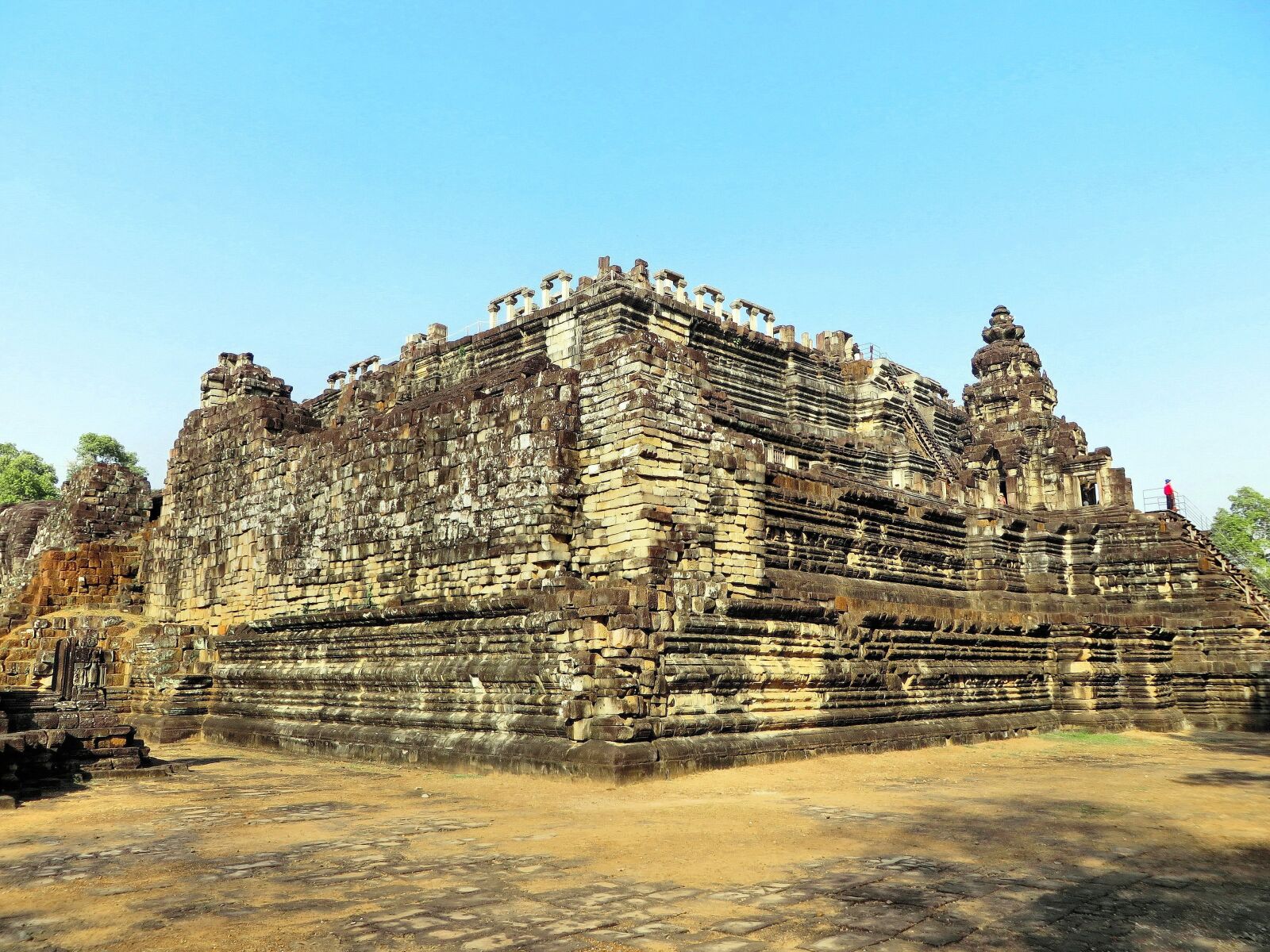 Canon PowerShot SX270 HS sample photo. Cambodia, angkor, temple photography
