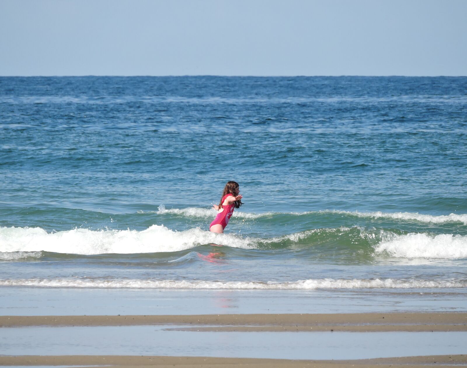 Nikon Coolpix P600 sample photo. Beach, surf, ocean photography