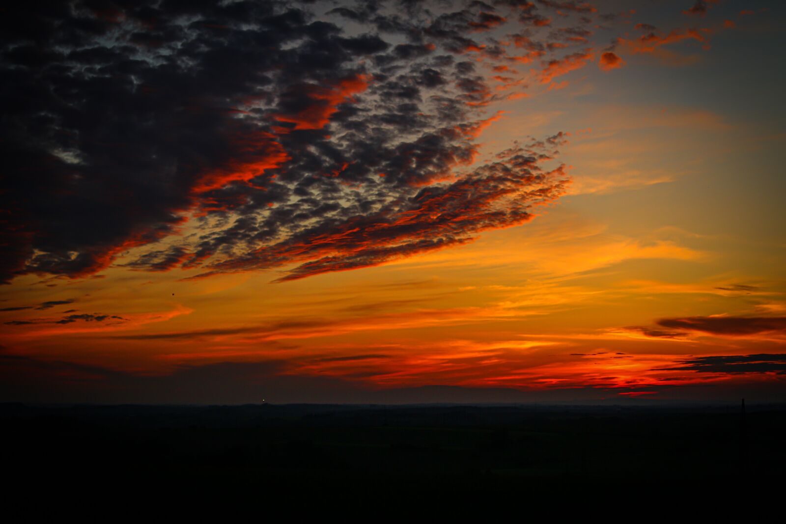 Canon EOS 70D sample photo. Sunset, clouds, sky photography