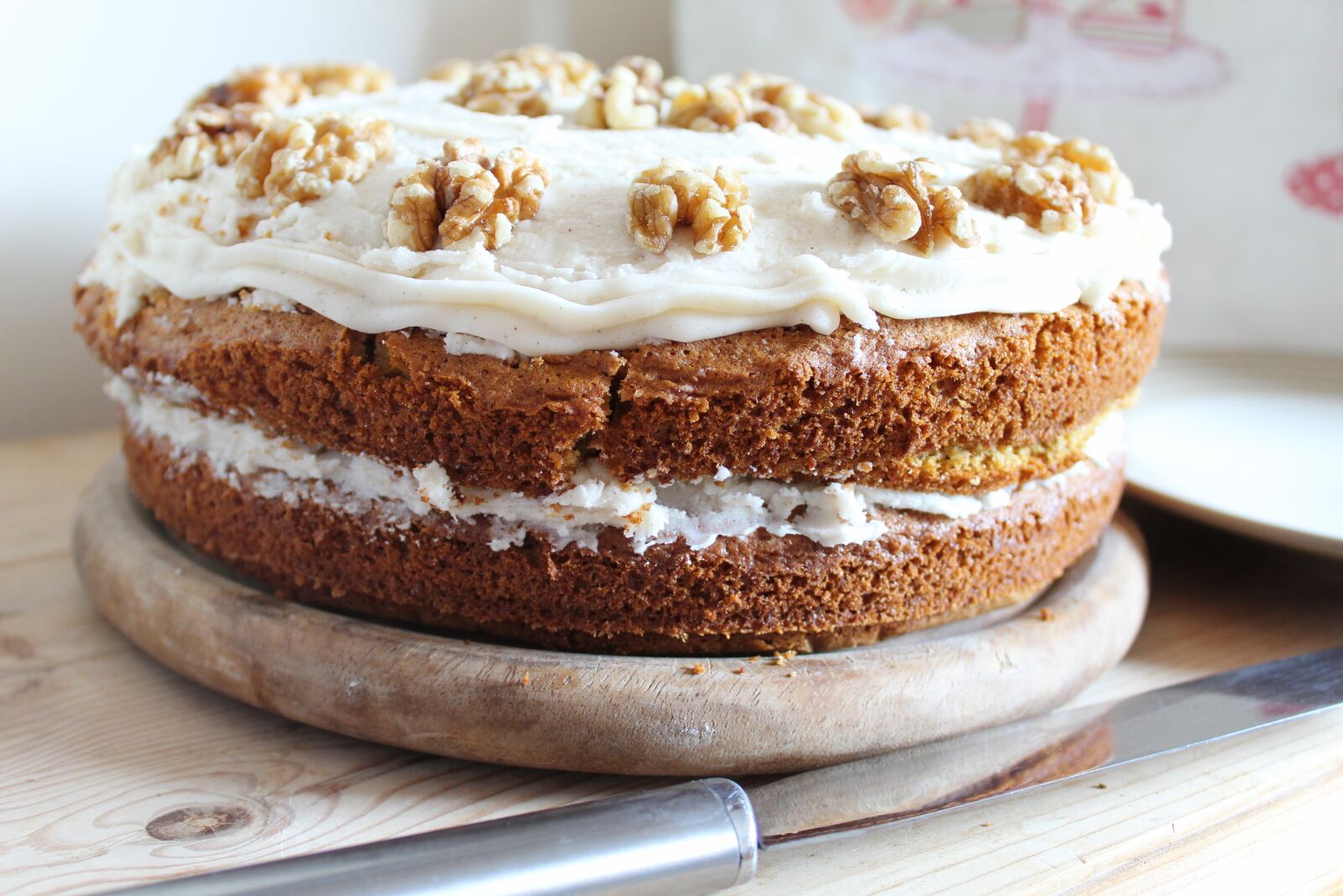 Canon EOS 1300D (EOS Rebel T6 / EOS Kiss X80) sample photo. Carrot cake, cake, baking photography