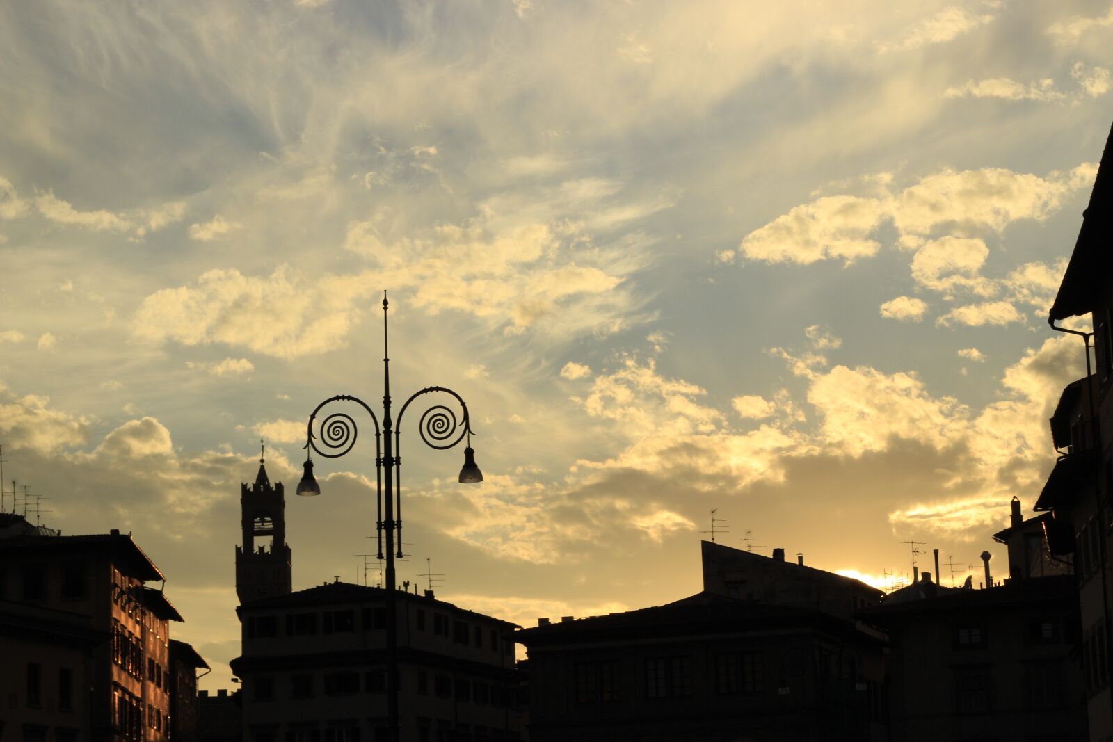 Canon EOS 600D (Rebel EOS T3i / EOS Kiss X5) + Canon EF 50mm F1.8 II sample photo. Florence, sunset, italy photography