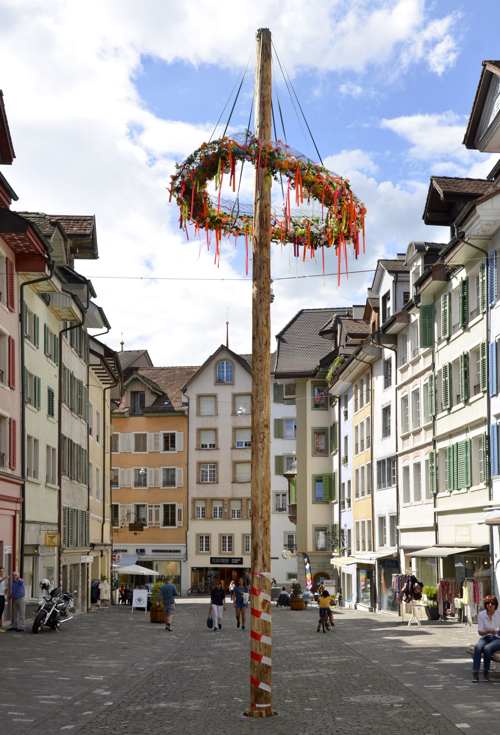 Nikon D7000 sample photo. Maypole, bremgarten, historic center photography