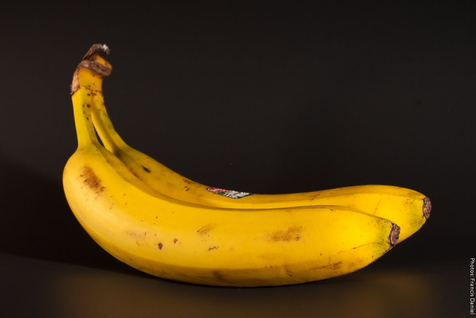 Nikon D200 sample photo. Banana photography