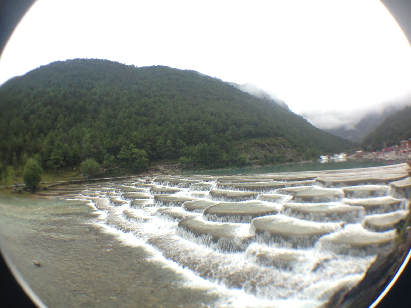 iPhone 5c back camera 4.12mm f/2.4 sample photo. Water photography