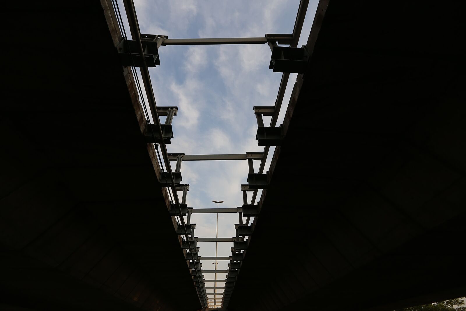 Canon EF 16-35mm F2.8L II USM sample photo. Shadow, bridge, dark, underneath photography