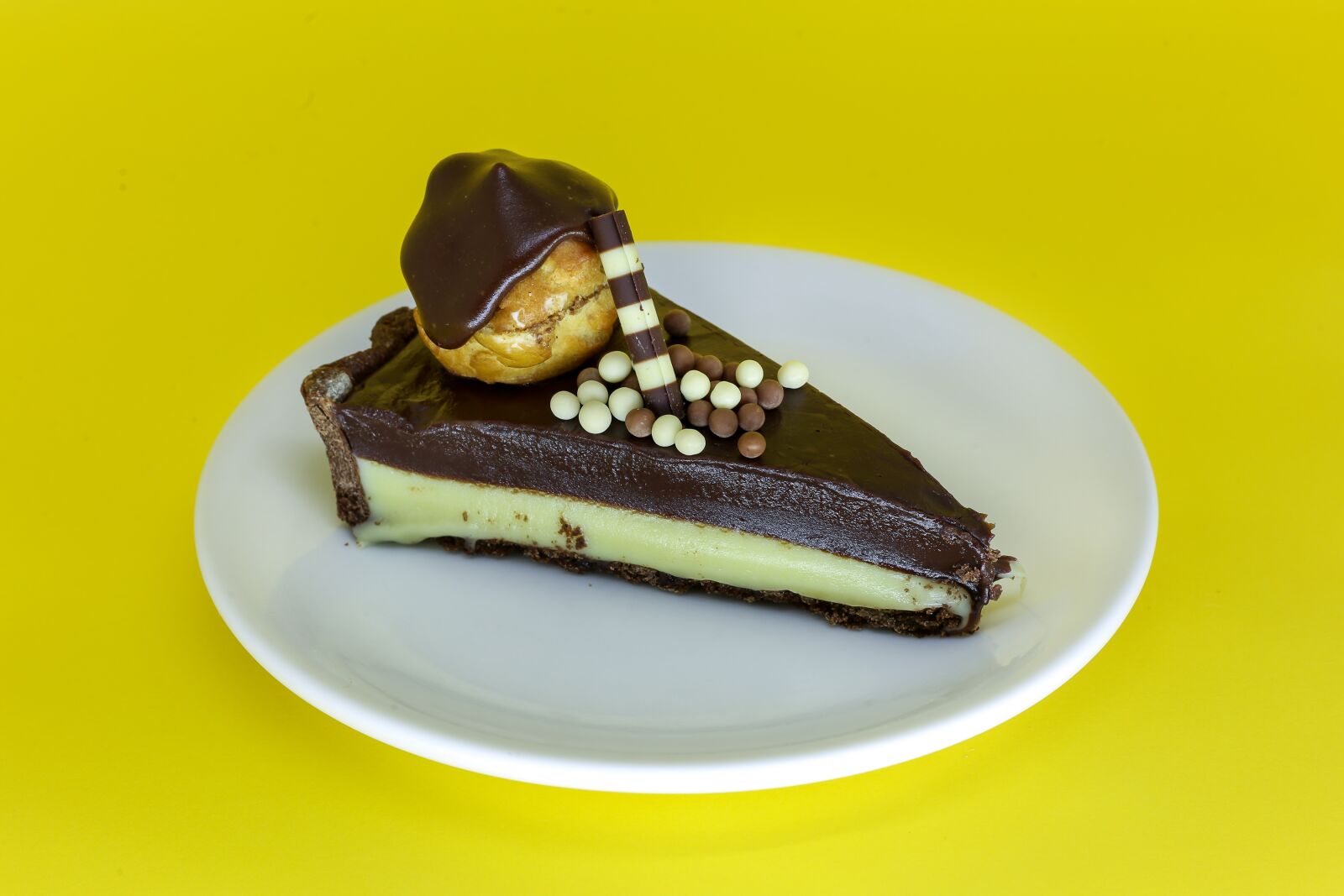 Canon EF 50mm F1.8 II sample photo. Cake, pie, confectionery photography