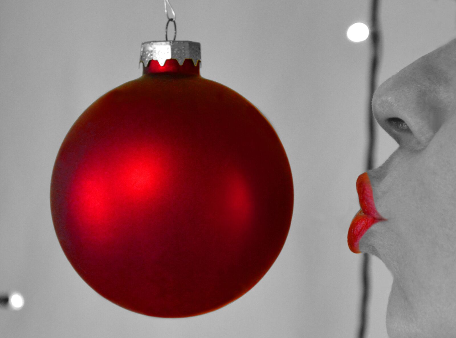Nikon D5200 sample photo. Christmas, xmas, kiss photography