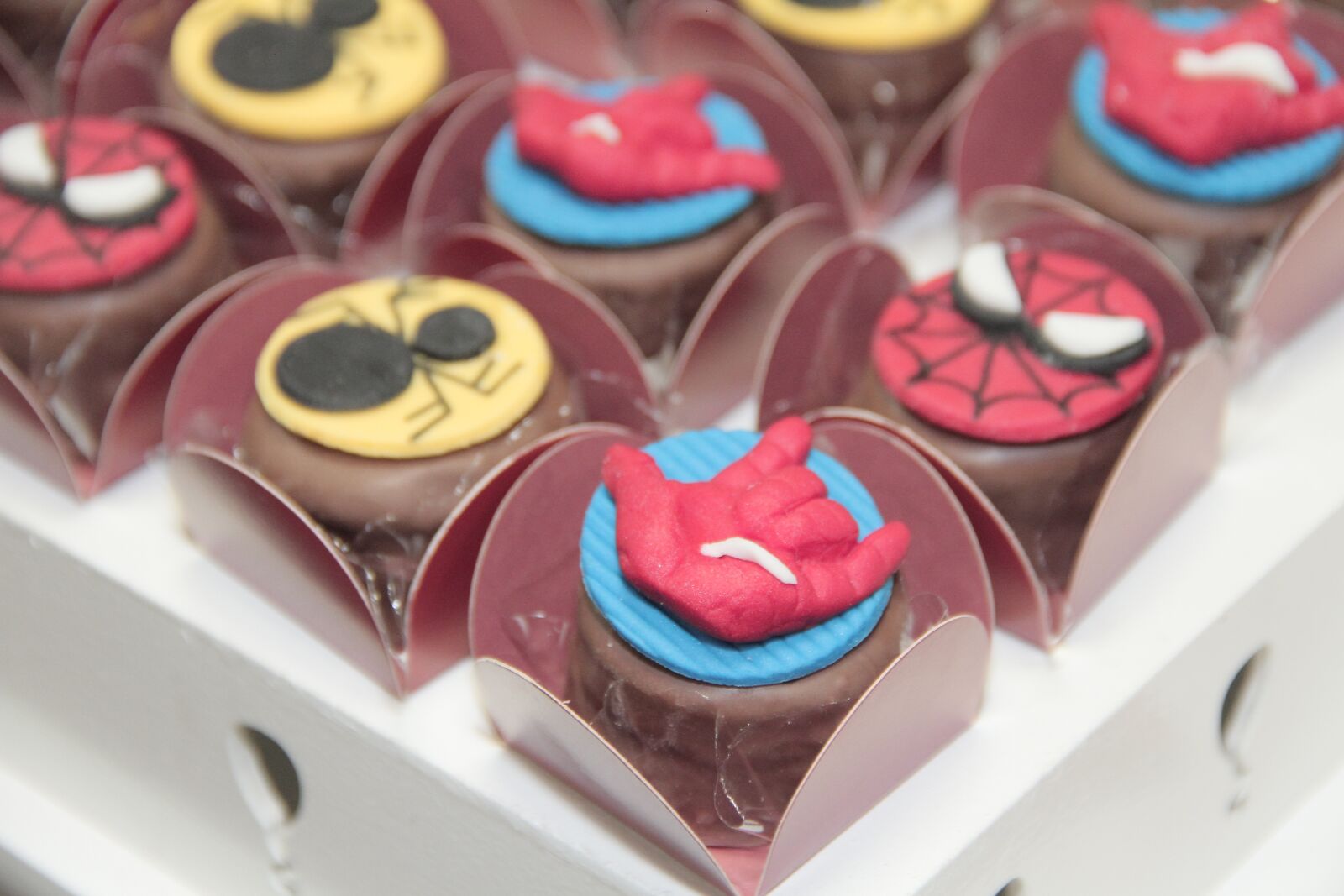 Canon EOS 7D sample photo. Decoration, goodies, candy photography