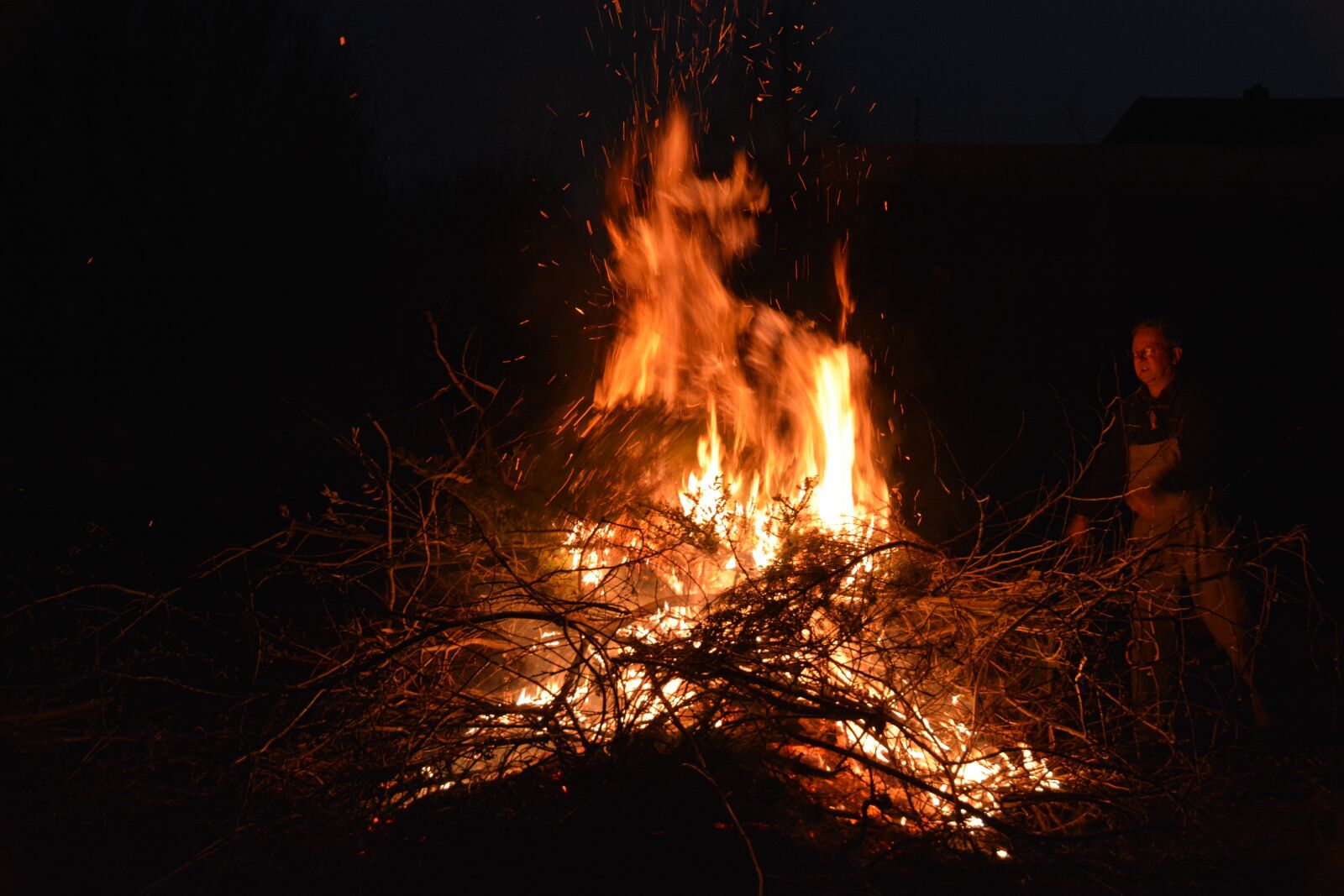 Nikon D7100 sample photo. Easter fire, mecklenburg, joy photography