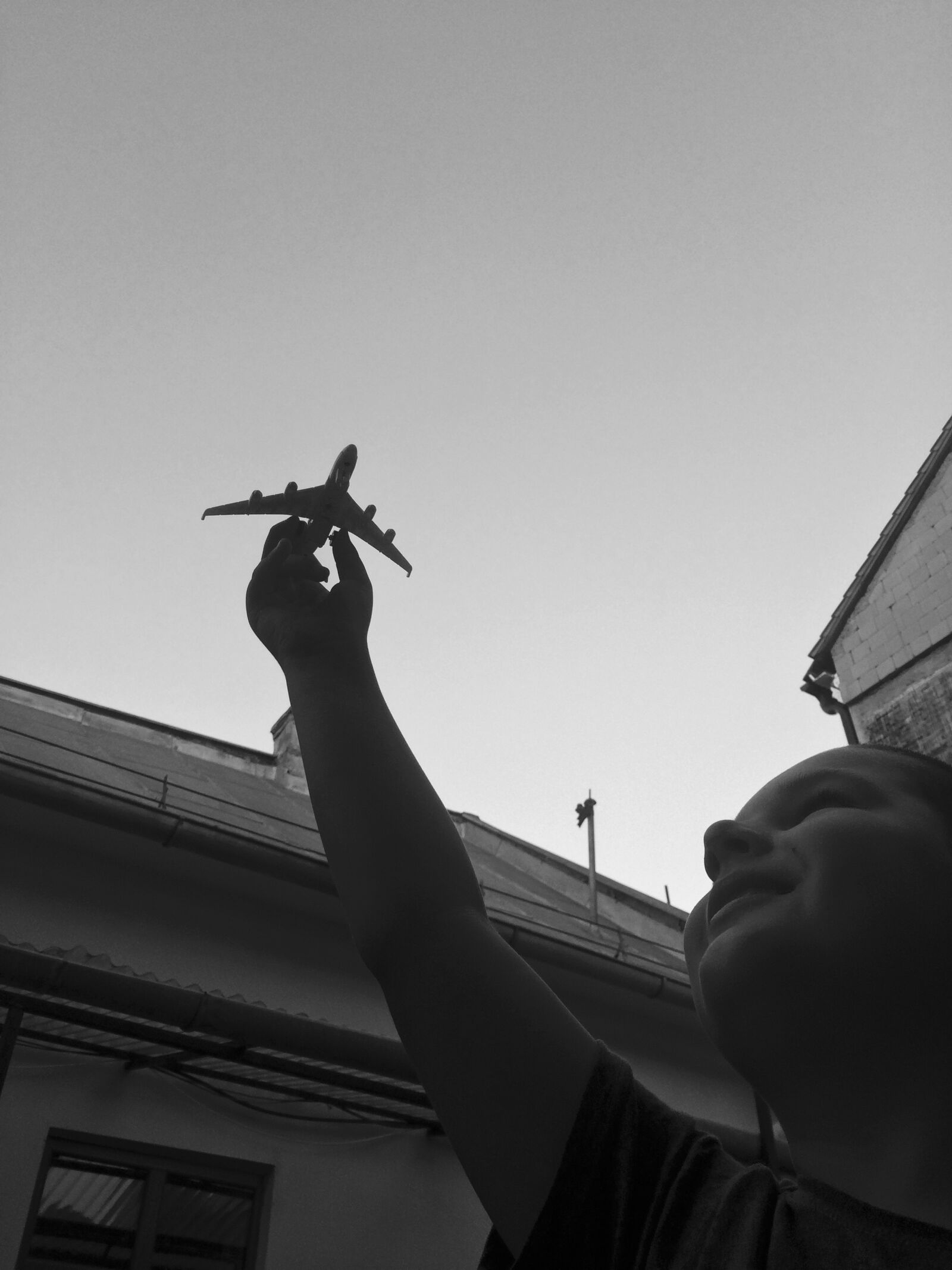 iPhone 5s back camera 4.15mm f/2.2 sample photo. Aeroplane, aeroplanes, airplane, airplanes photography