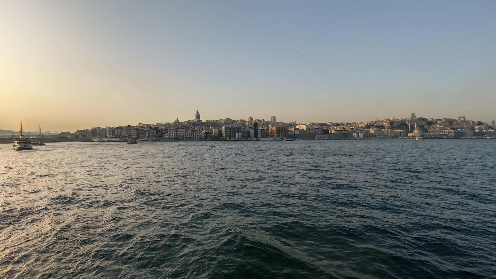LG G5 sample photo. Water, sea, istanbul, city photography