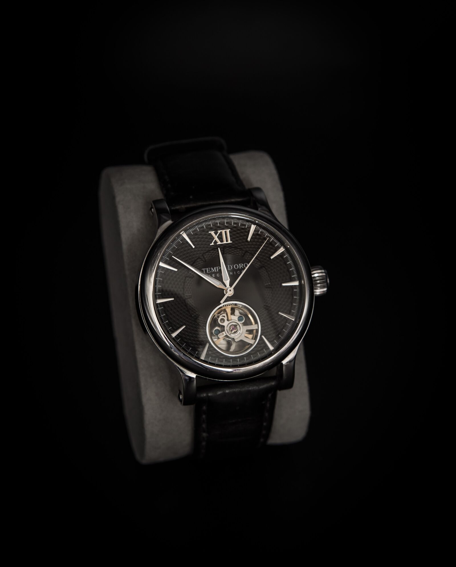 Pentax K-1 Mark II sample photo. Wrist watch, automatic watch photography
