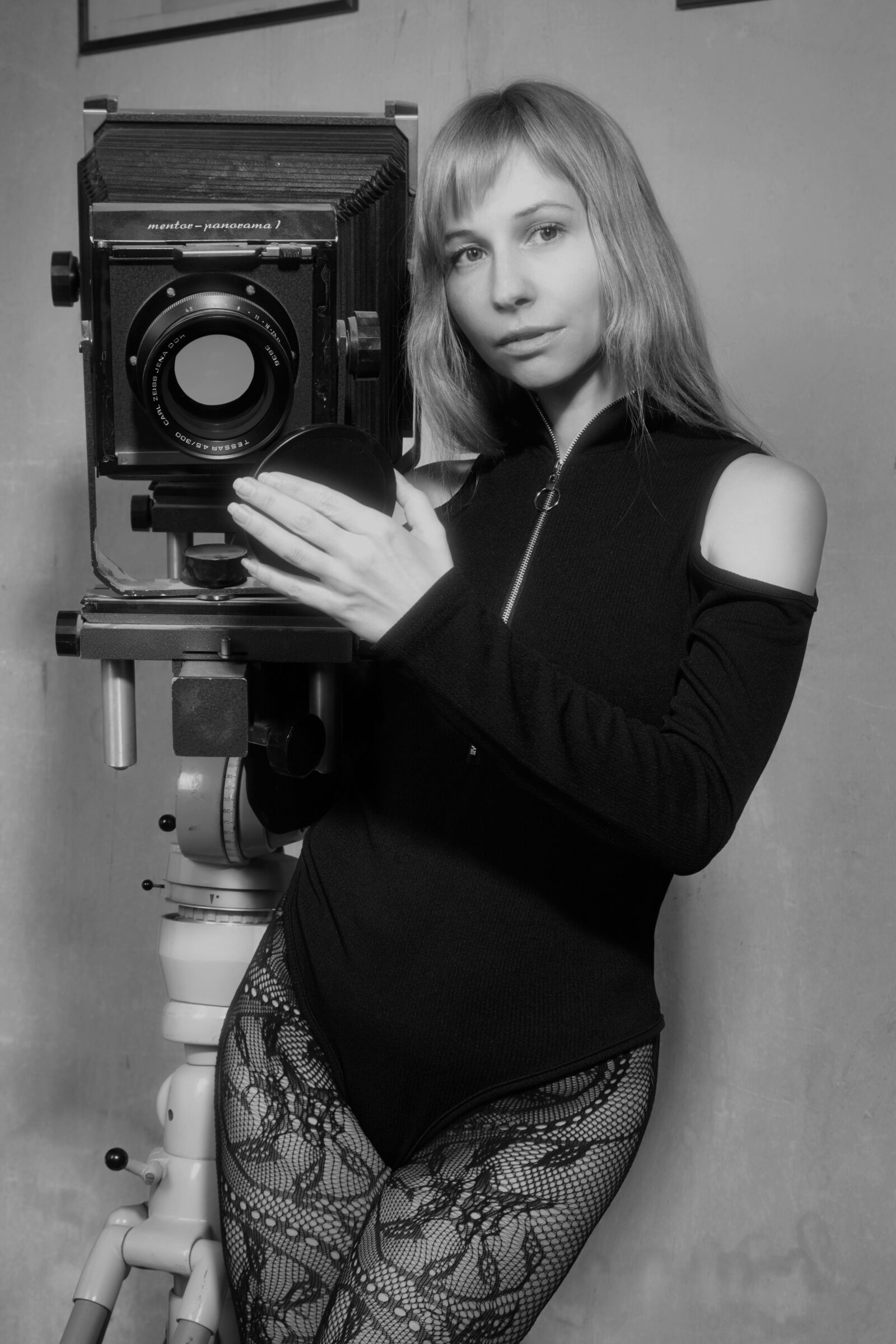 Canon EOS 5D Mark II sample photo. Camera, retro, vintage photography