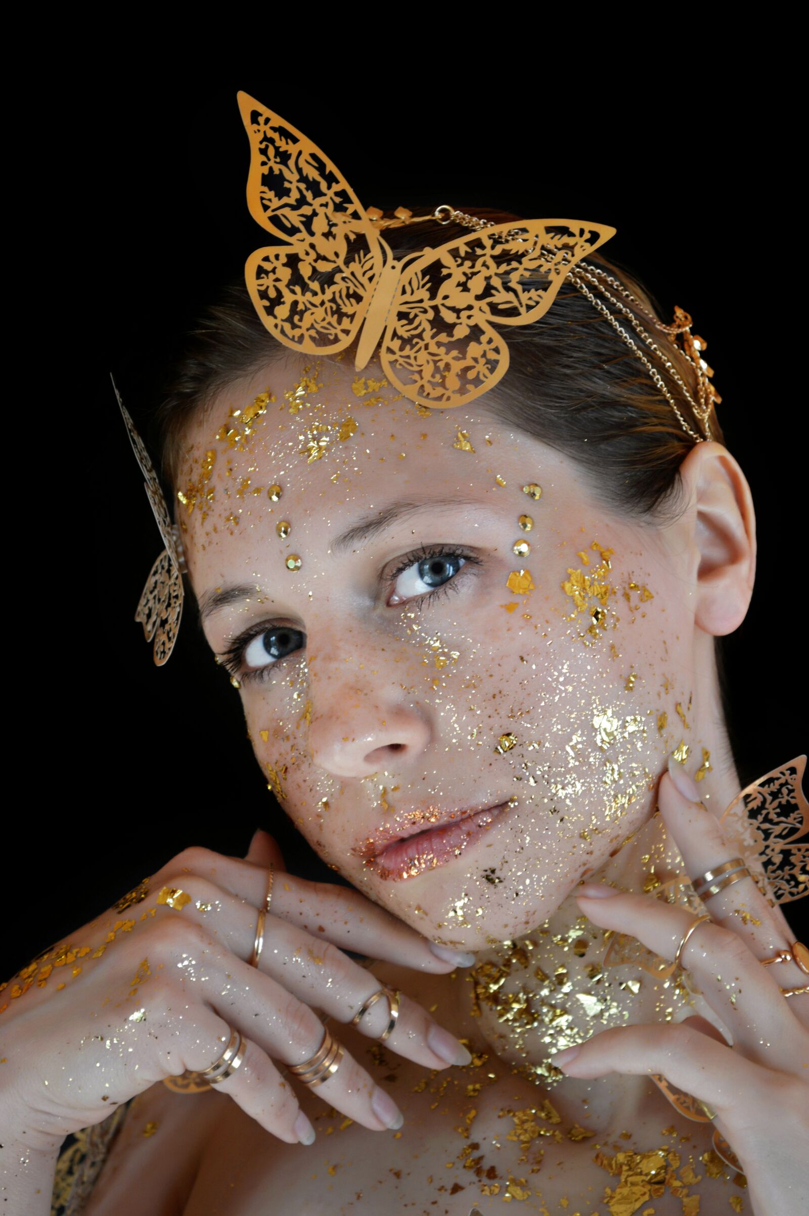 Nikon D3200 sample photo. Gold, feysart, makeup photography