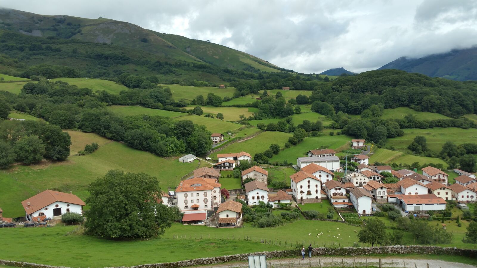 Samsung Galaxy Note4 sample photo. Valley, people, mountain photography
