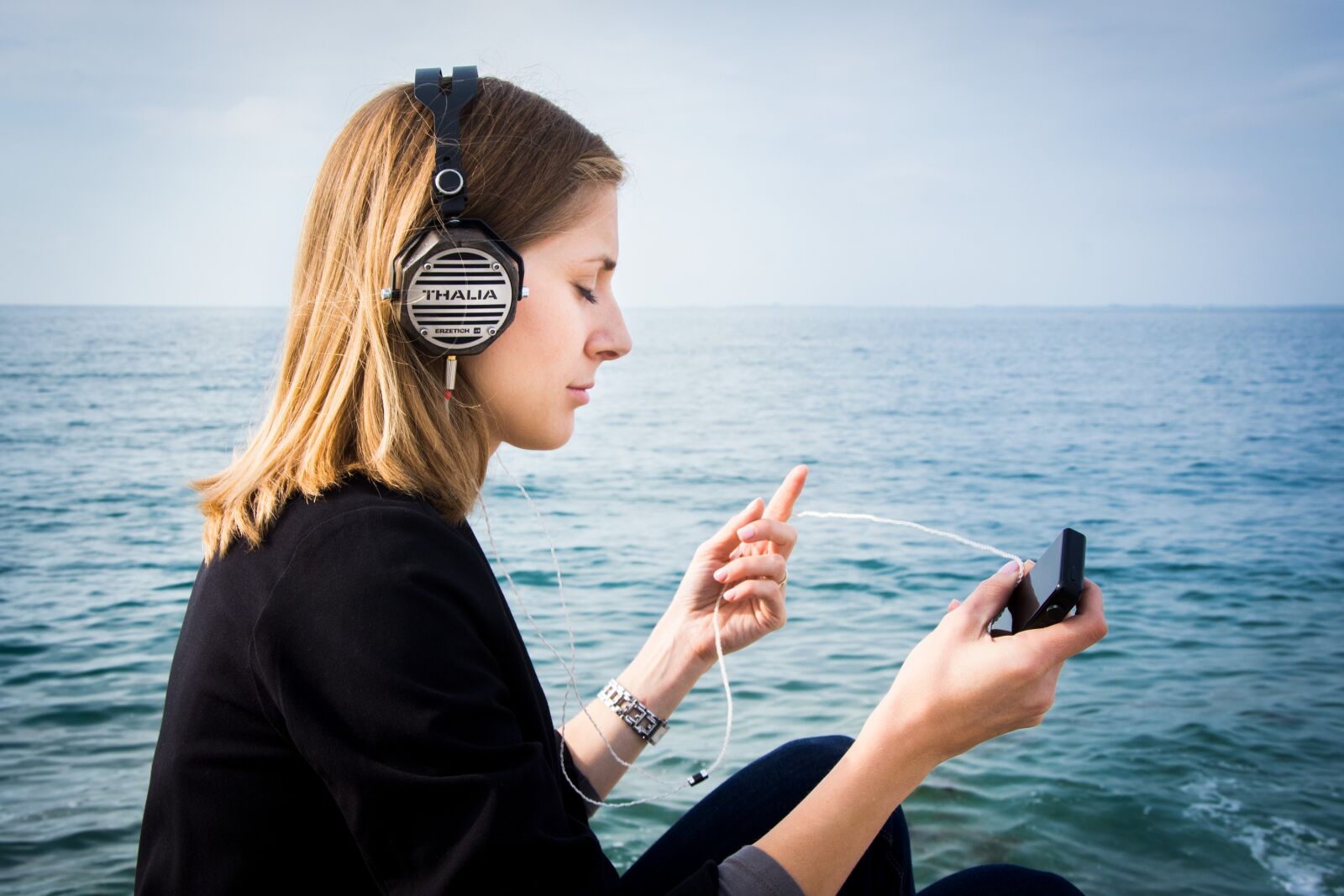 Nikon D7200 sample photo. Headphones, headphone, audio photography