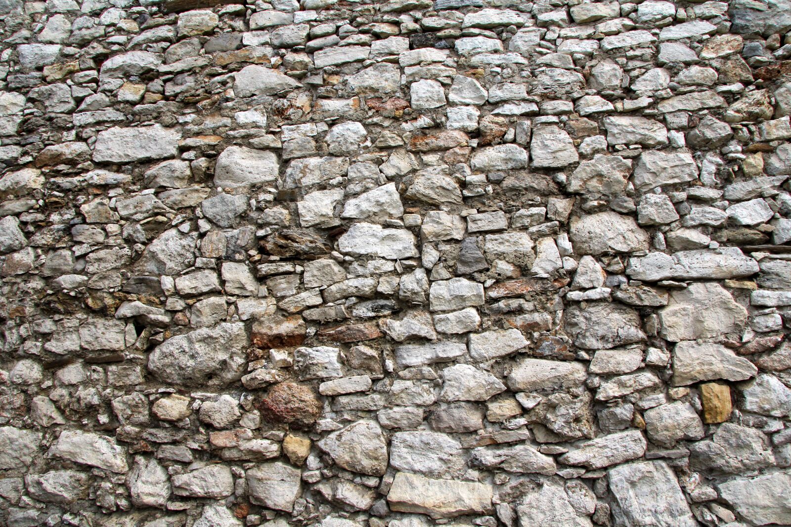 Canon EF-S 17-85mm F4-5.6 IS USM sample photo. Wall, stone, building photography