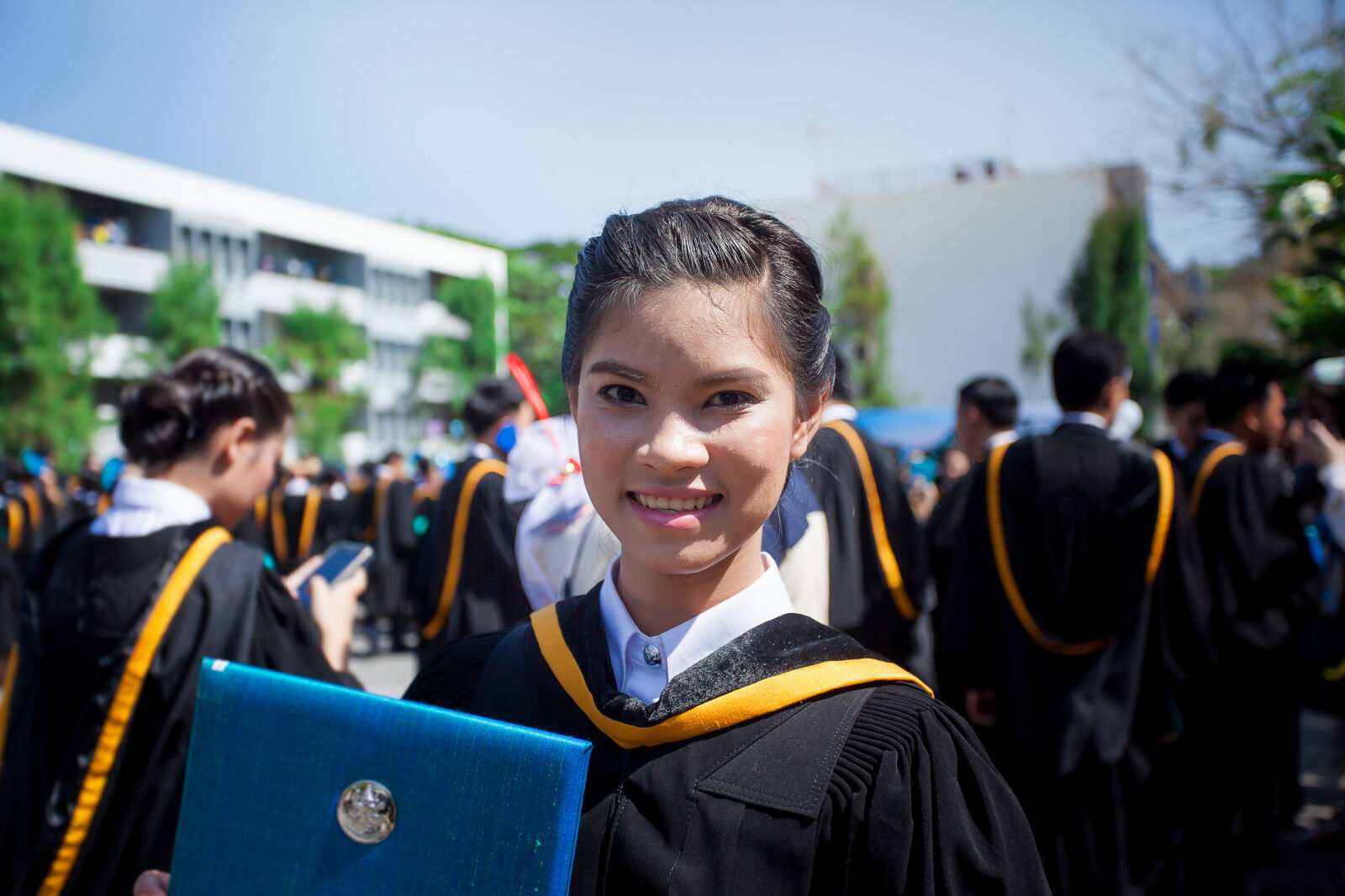 Canon EF 17-40mm F4L USM sample photo. Congratulation photography