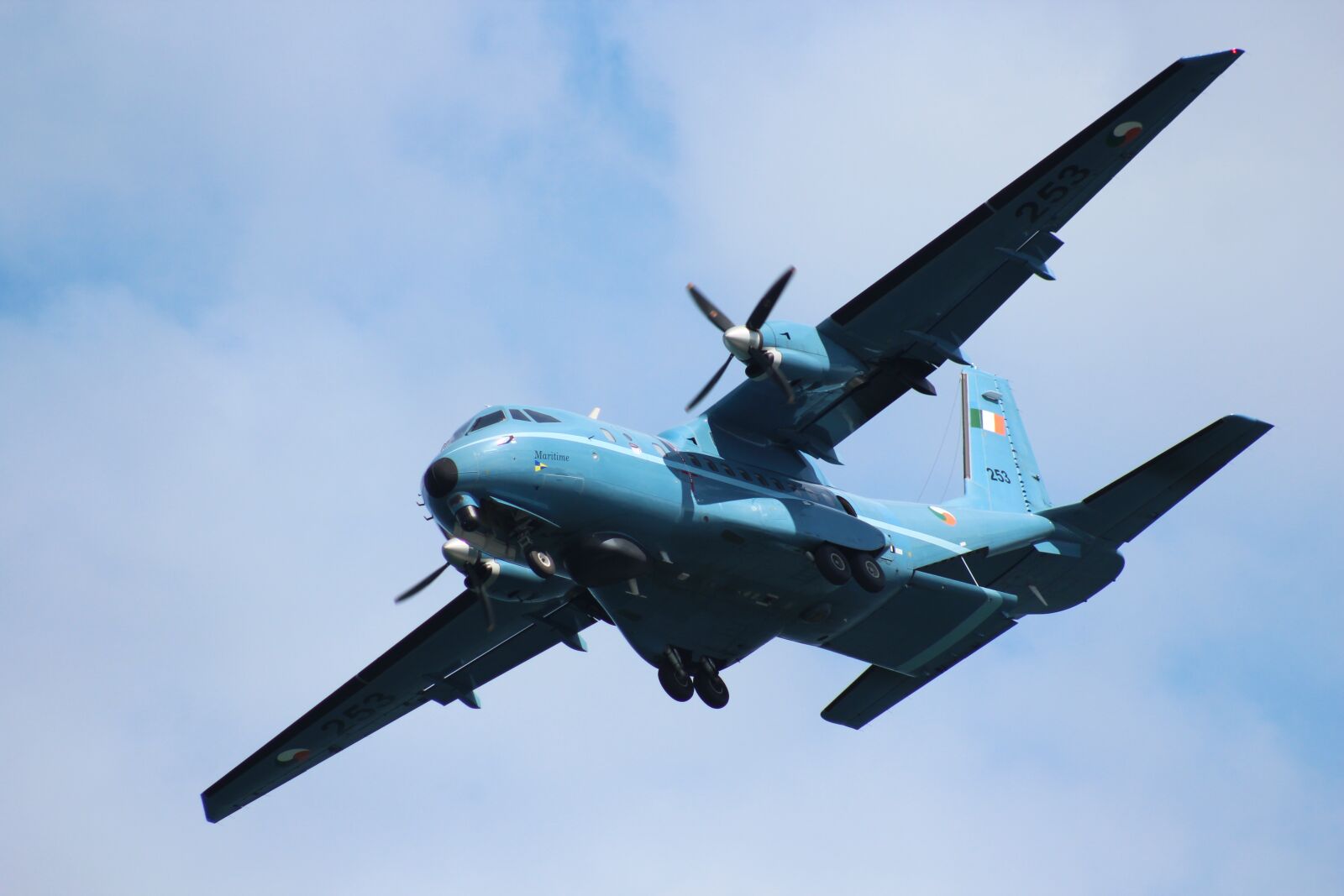 Canon EF 75-300mm f/4-5.6 USM sample photo. Airshow, airplane, air photography