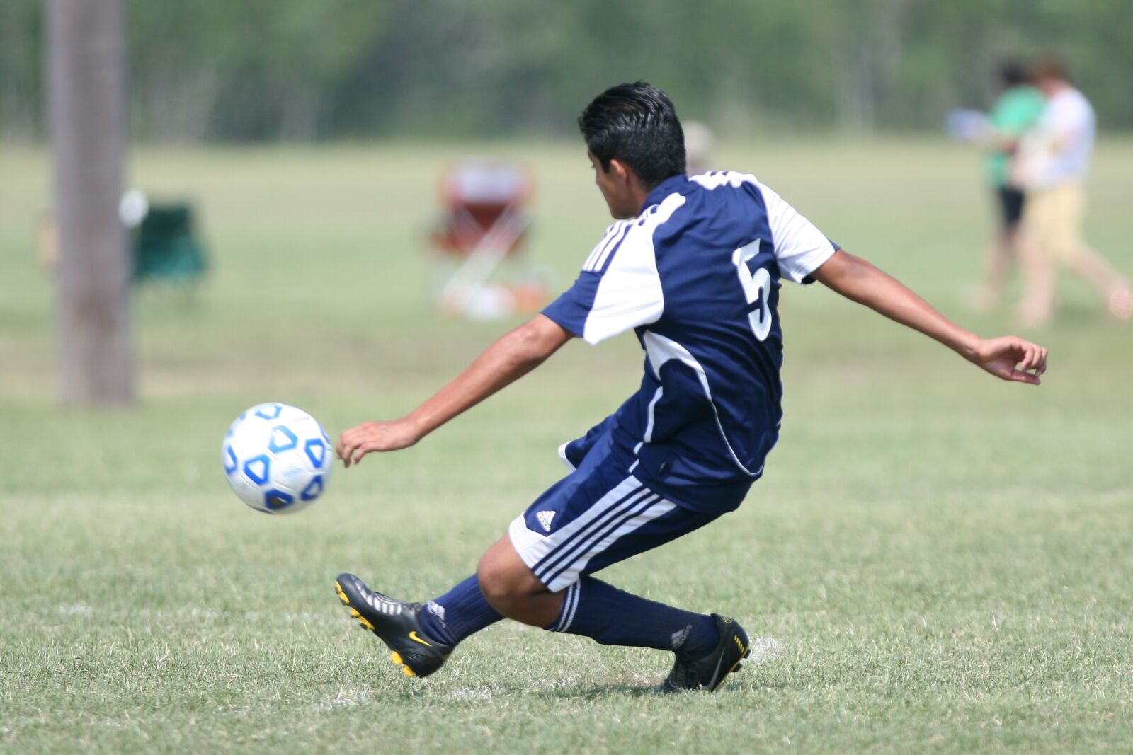 Canon EOS 30D sample photo. Soccer, football, kick photography